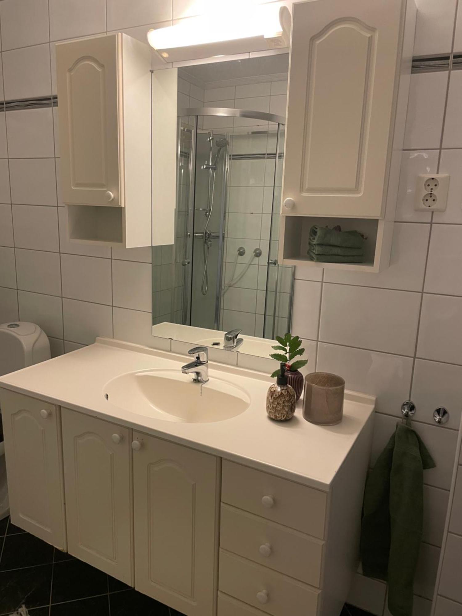 Homey With Sea View Apartment