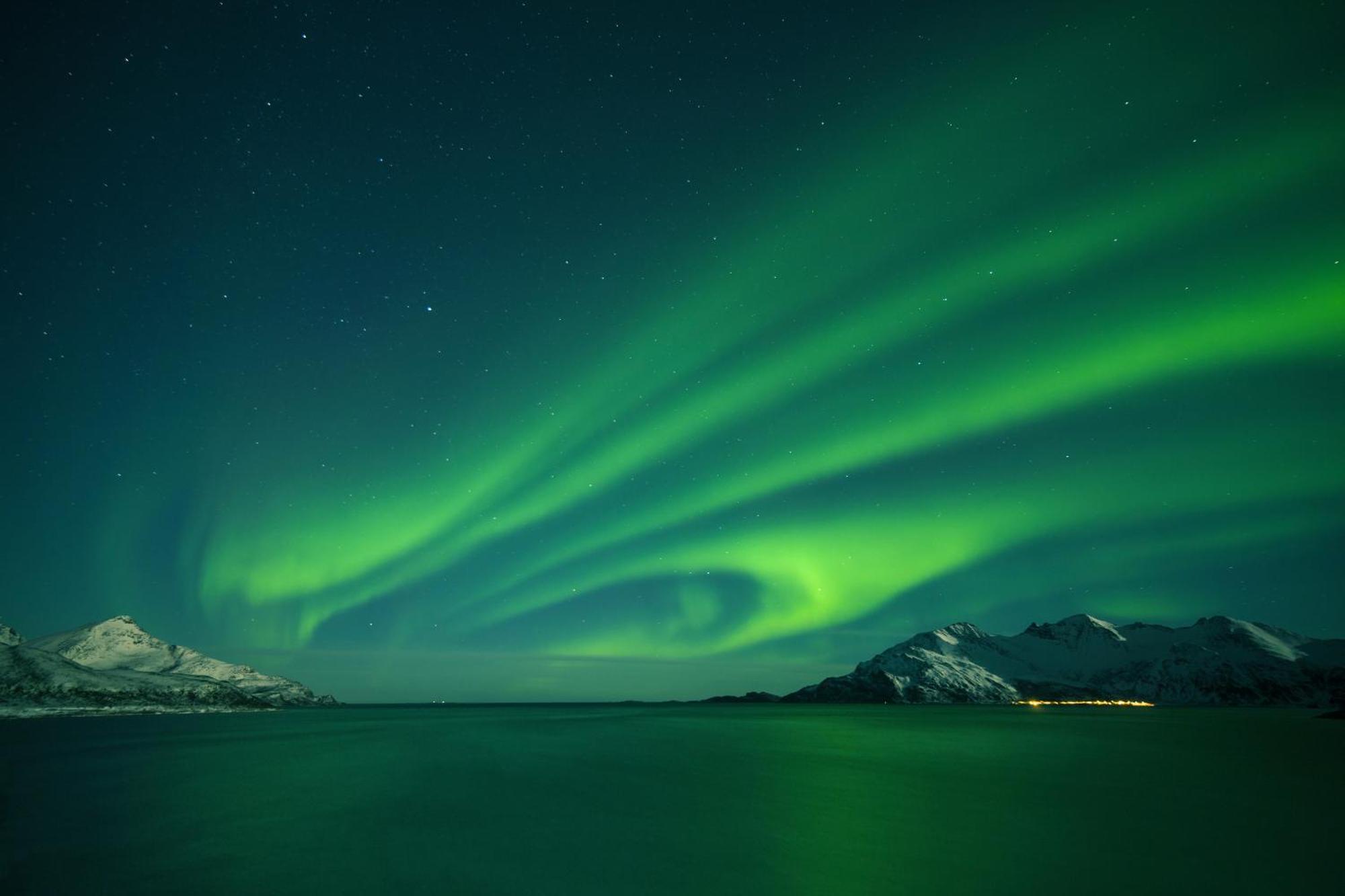 Botel 24hrs Northern Lights & Whale Watching Cruise
