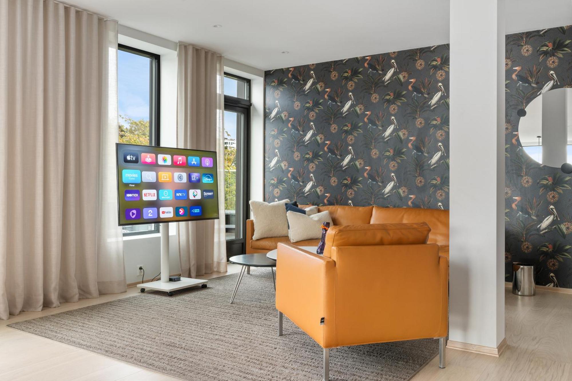 Apartment Luxury Downtown With 2 Bedrooms And 2 Bathrooms And Parking *
