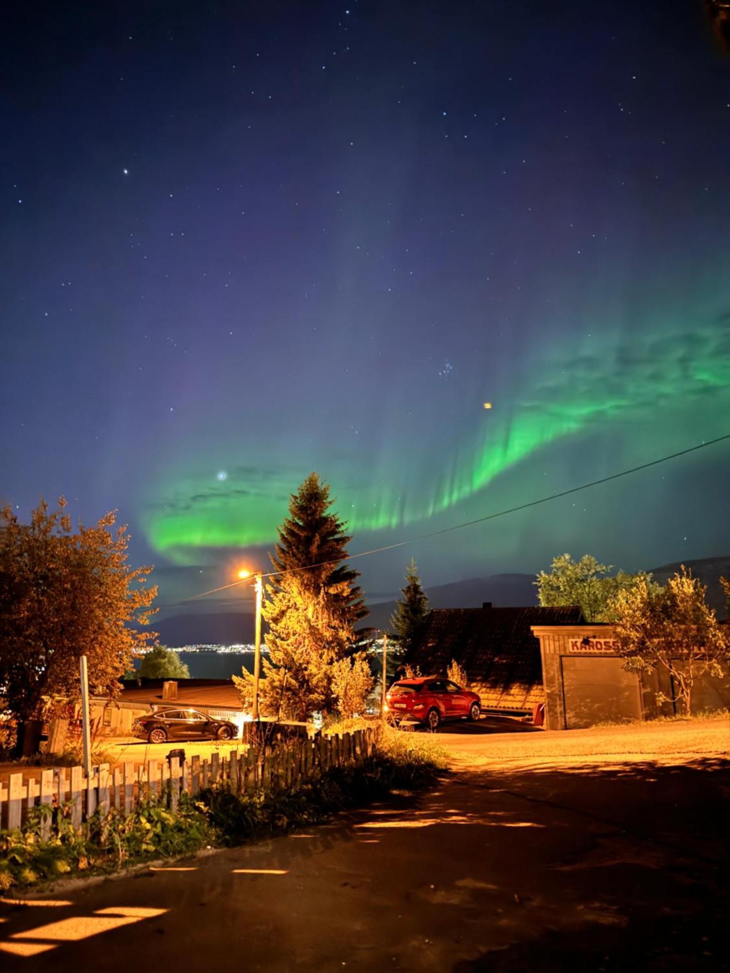 Cozy With Two Bedrooms And Beautiful View * Tromso