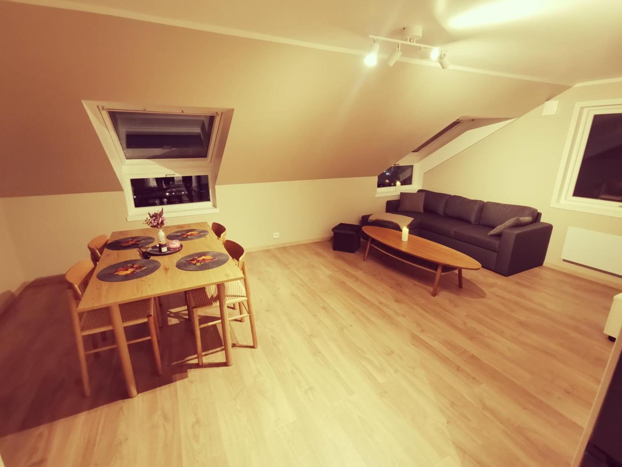 Cozy With Two Bedrooms And Beautiful View Tromso