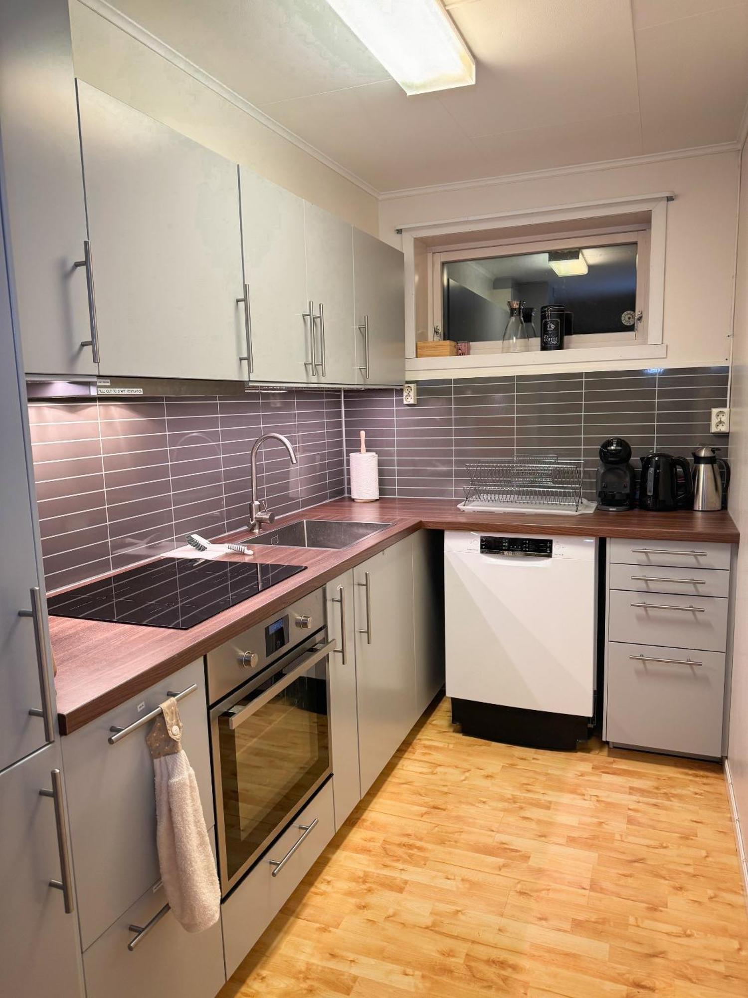 Fredelig Med Utsiktsplass Til Nordlys Apartment
