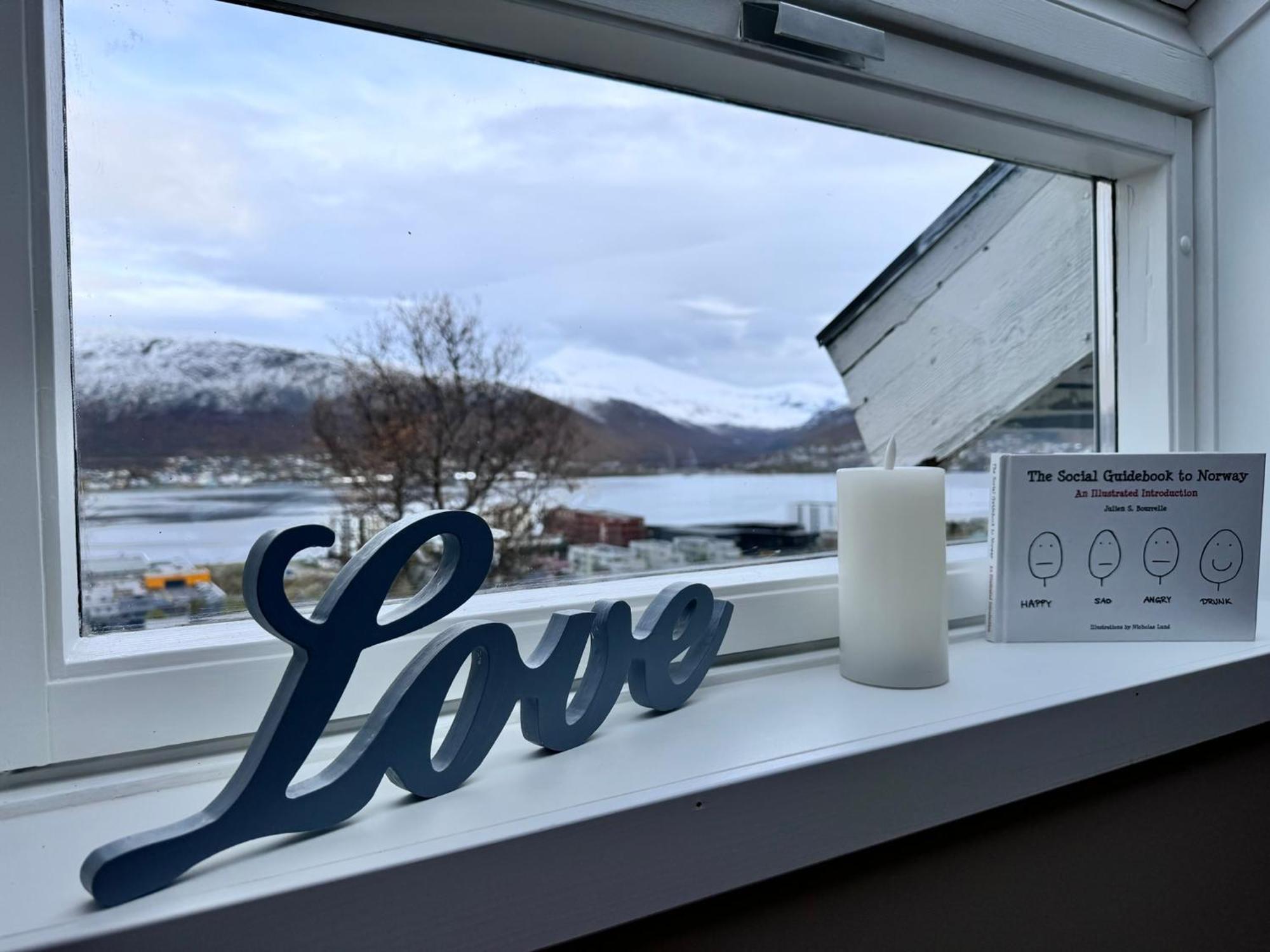 Cozy With Two Bedrooms And Beautiful View Apartment