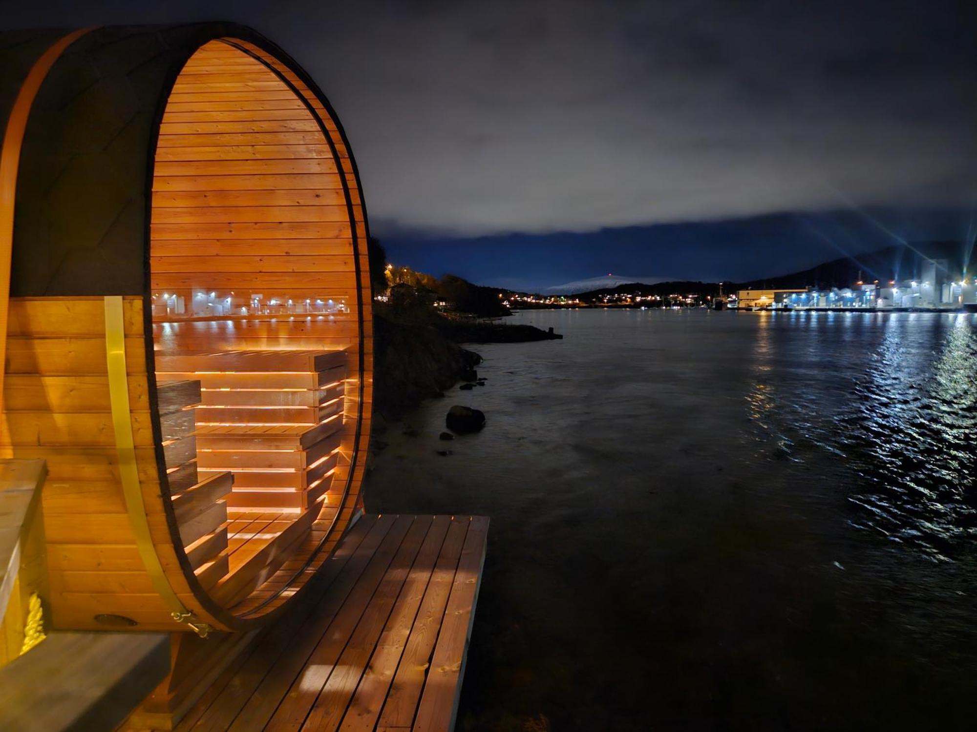 Kaldfjord Sea House Villa *