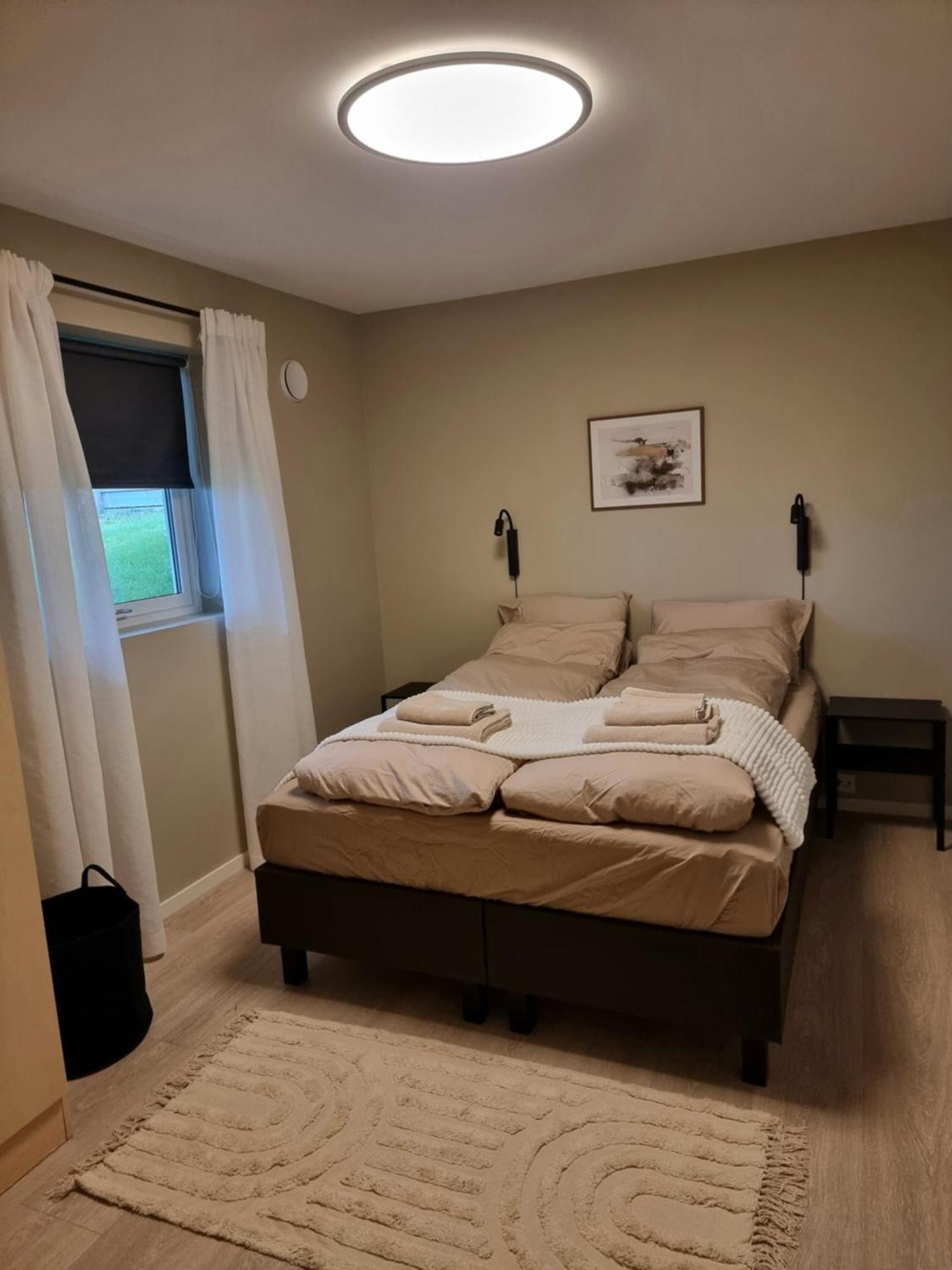 Leilighet New Renovated Near The Airport With 3 Double Beds *