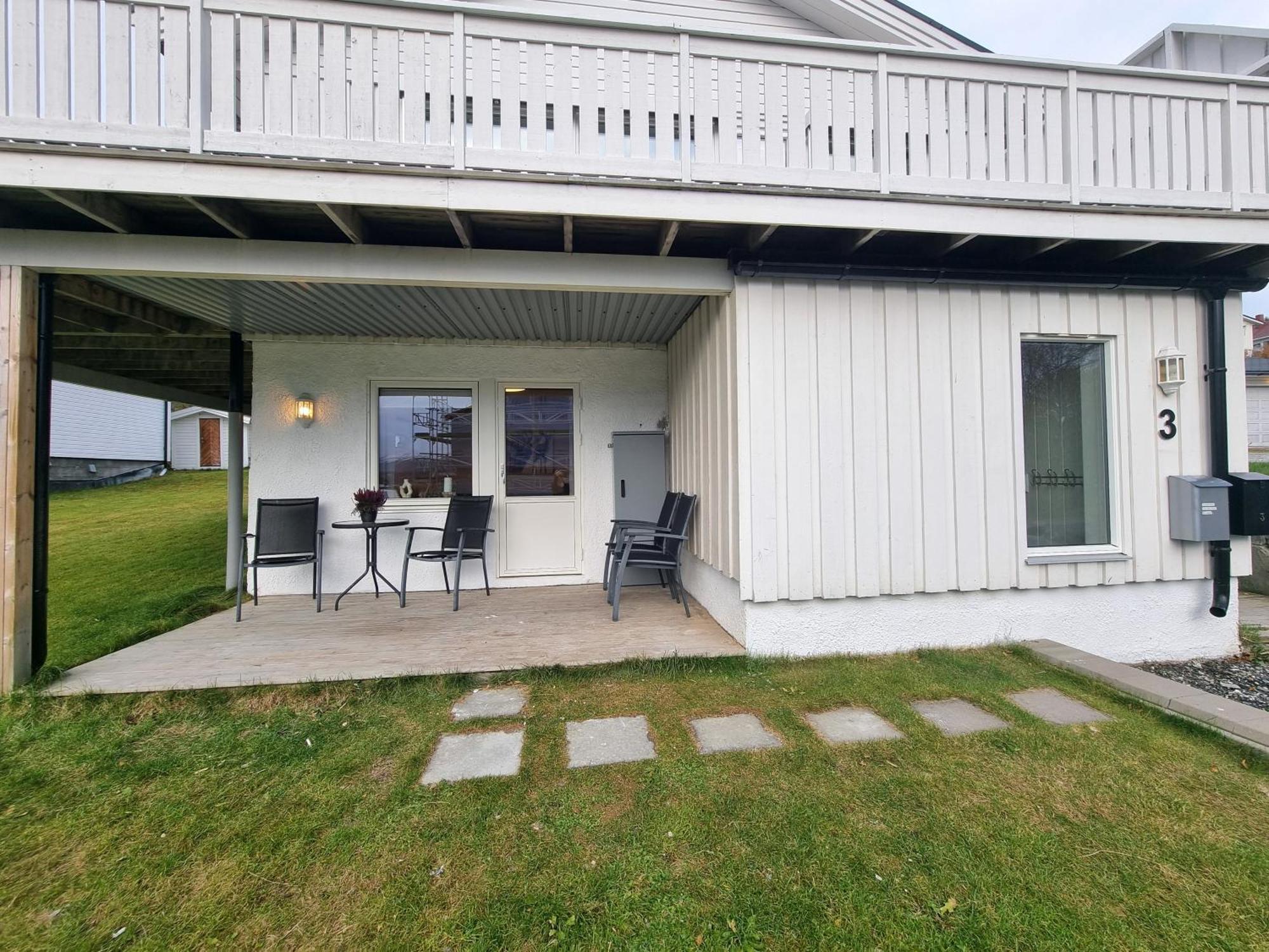 New Renovated Near The Airport With 3 Double Beds Leilighet Tromsø