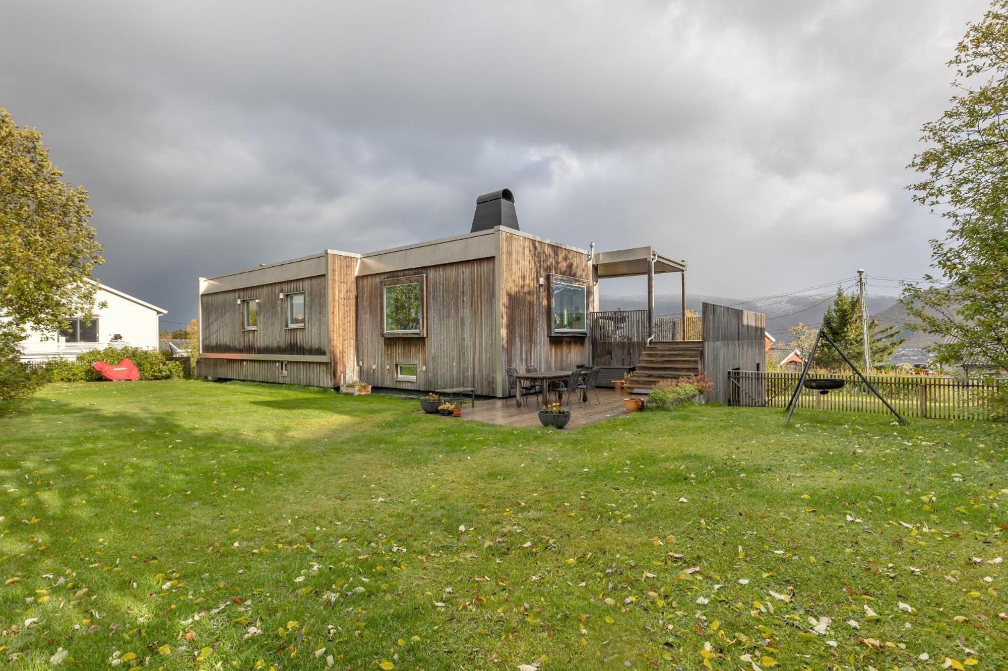 With A View Close To The Center Villa Tromso