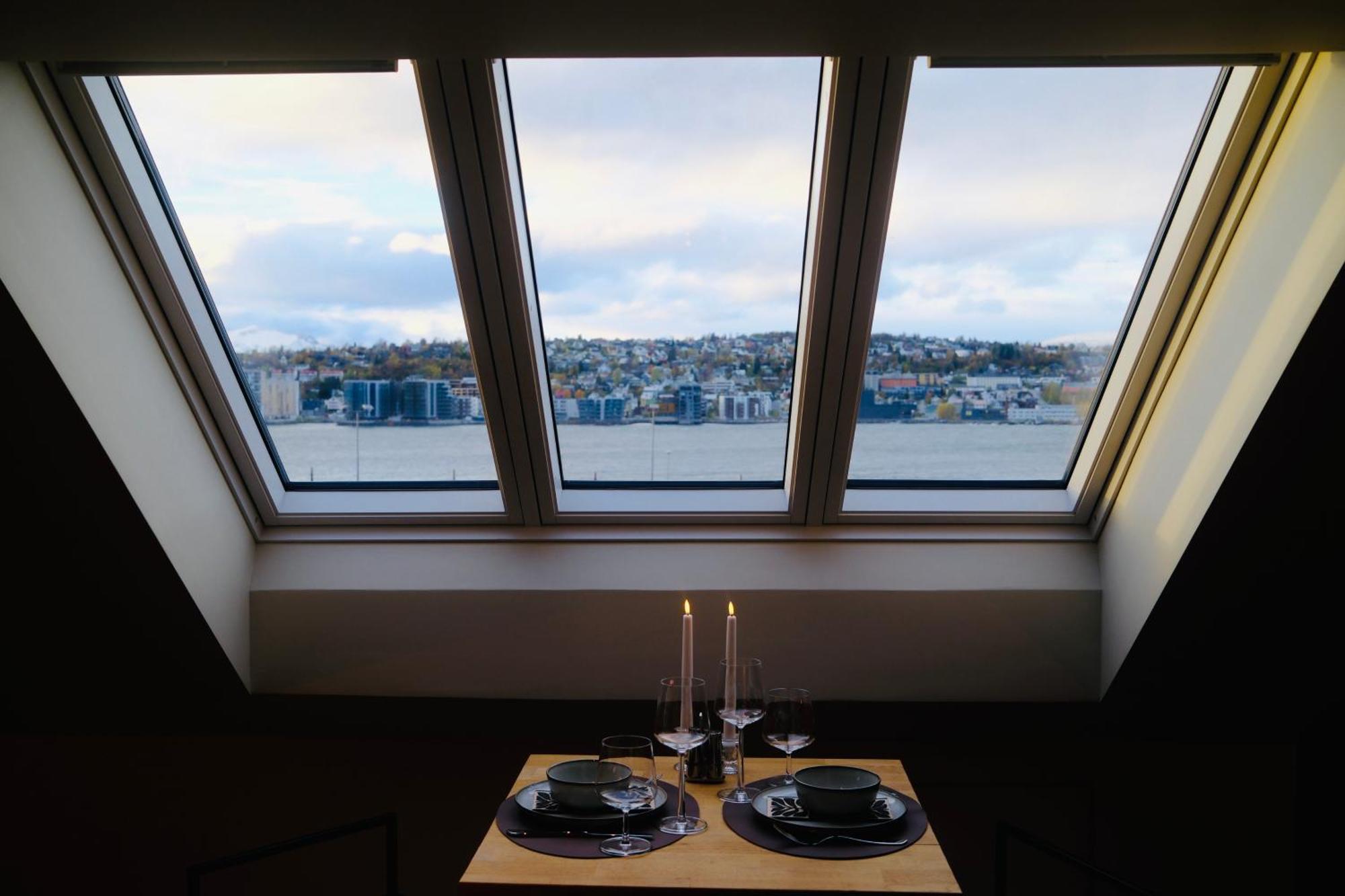 Urban Rooftop With Panoramic Sea View - Free Parking Appartement *