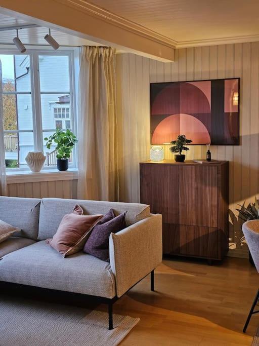 Stylish With Mountain View Apartment *