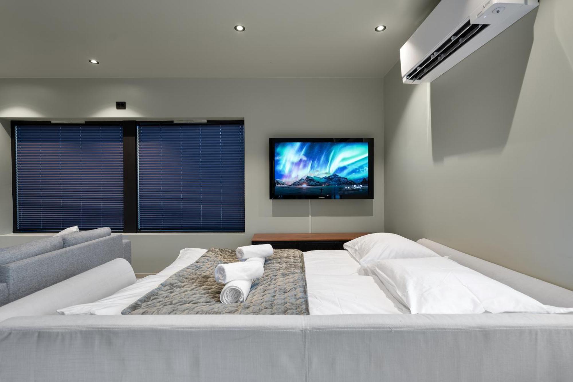 Spacious & Lovely Aurora I Free Parking Holiday home