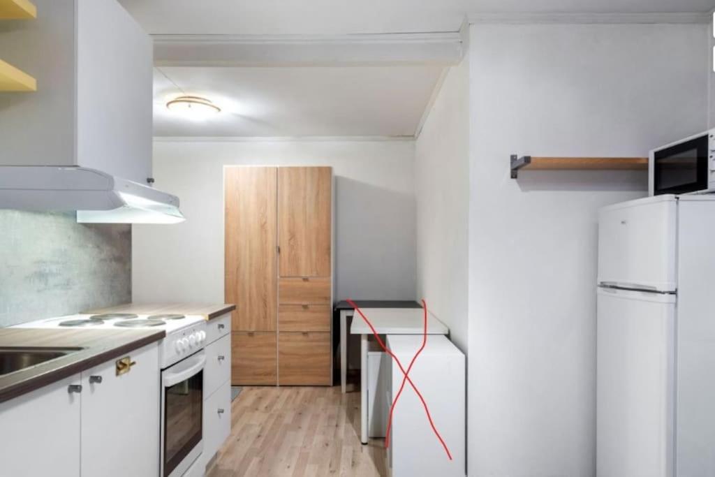 Praktisk Enrumslaegenhet I Centrala Apartment Tromso