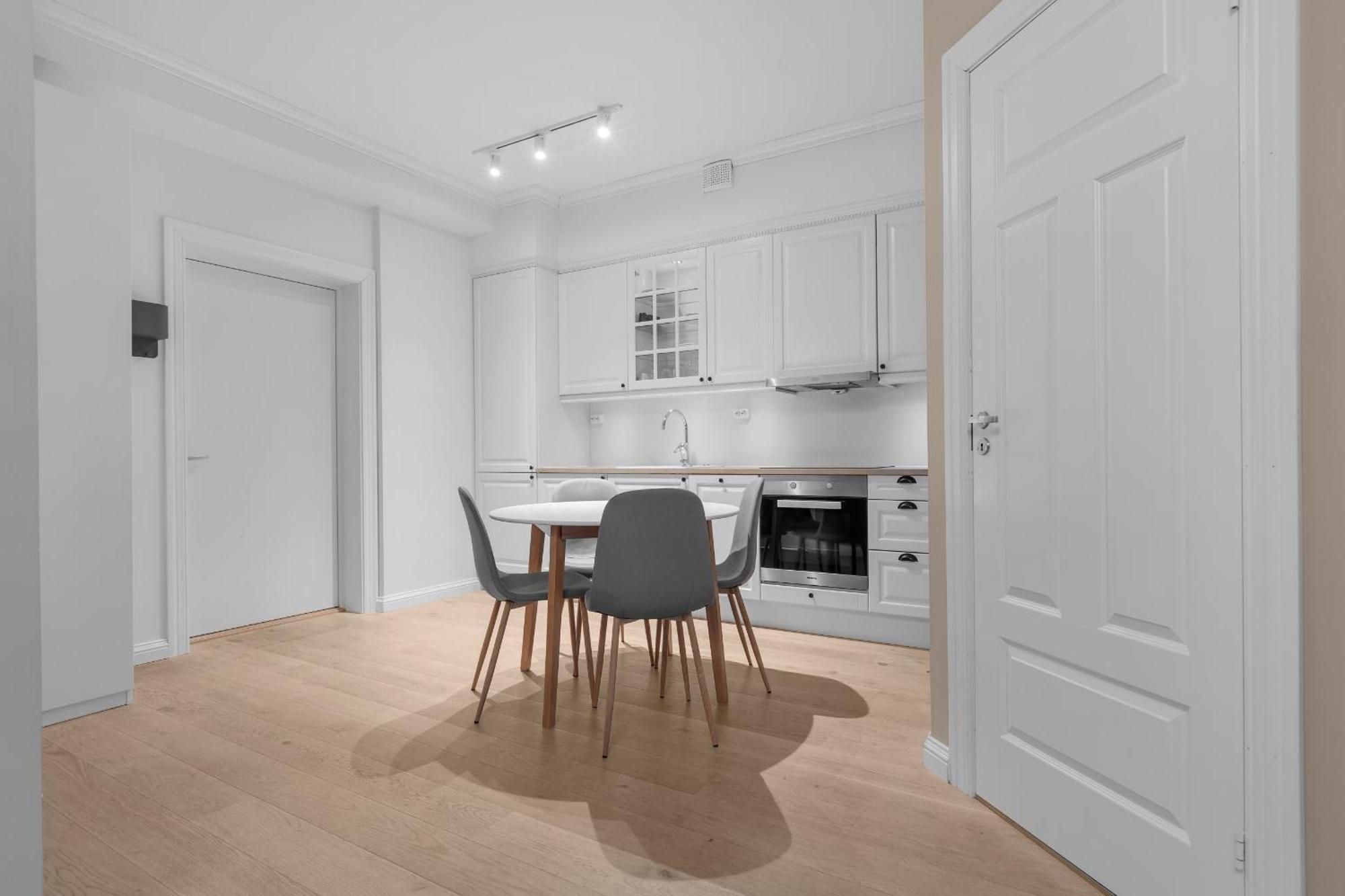 Apartment Leilighet Midt I Sentrum