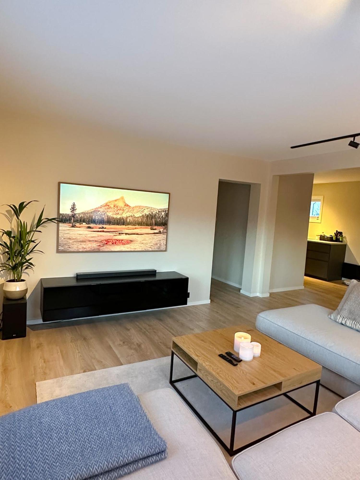 Apartment 3 Bedroom In Centre Of *