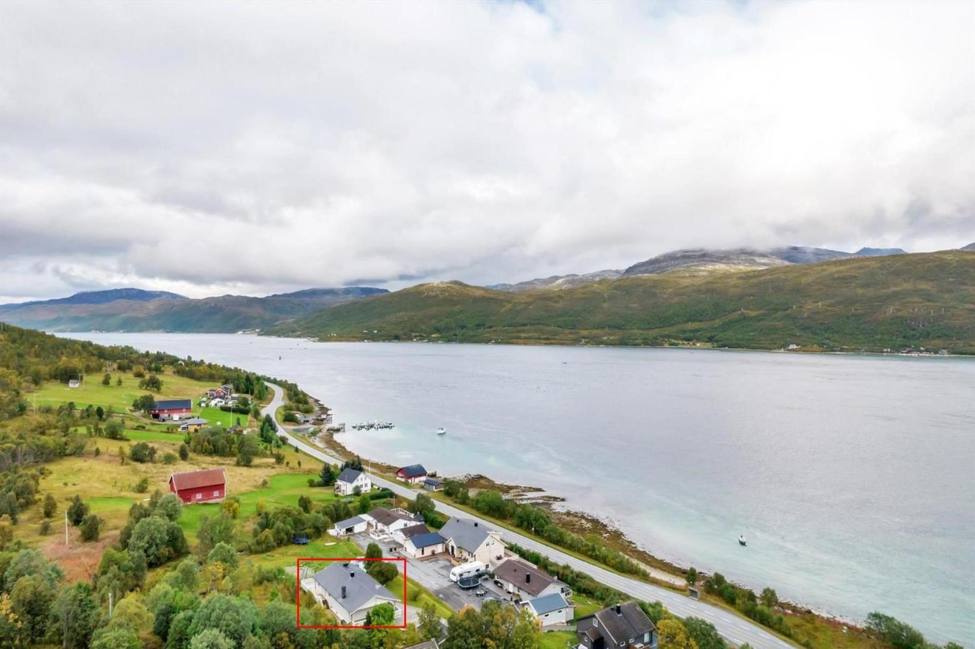 I Vakre Omgivelser