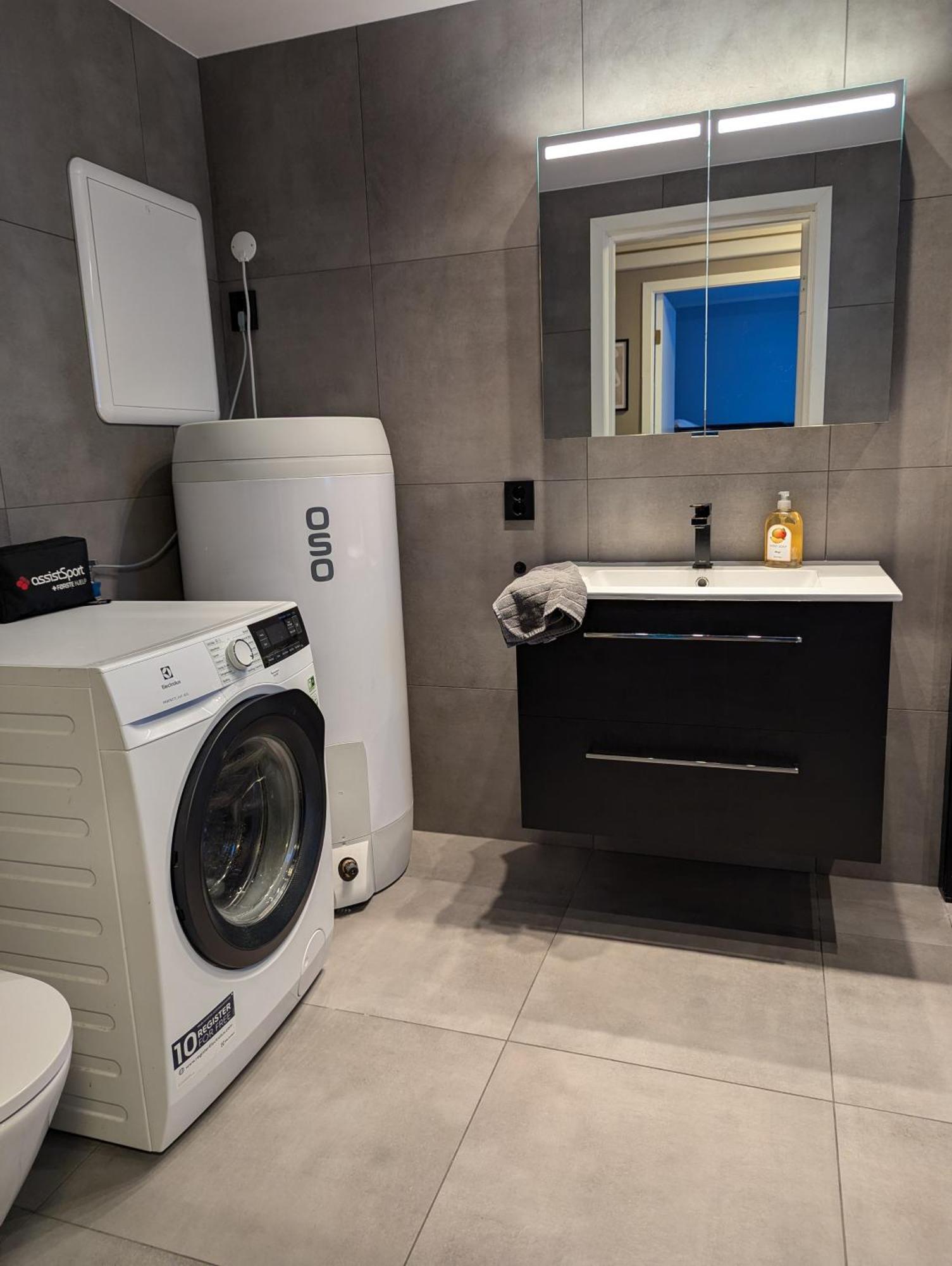And Spacious In A Quiet Area * Tromso