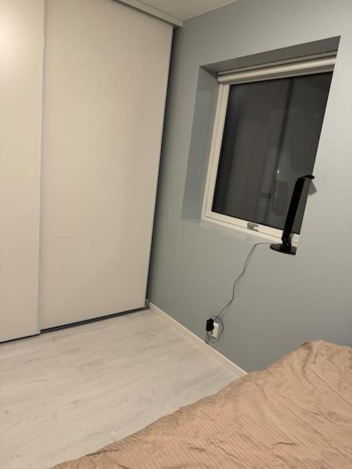 With Free Parking Near Trail Apartment