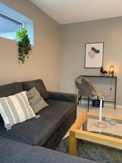 Apartment With Free Parking Near Trail *