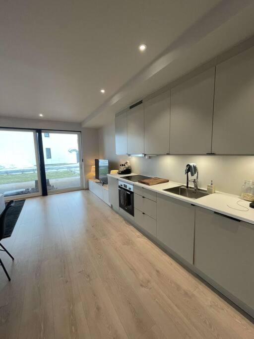 Modern Luxury Apartment, Two Bedrooms And Two Big Beds Leilighet Tromsø