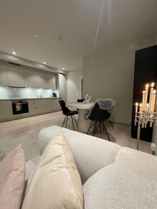 Modern Luxury Apartment, Two Bedrooms And Two Big Beds Leilighet Tromsø