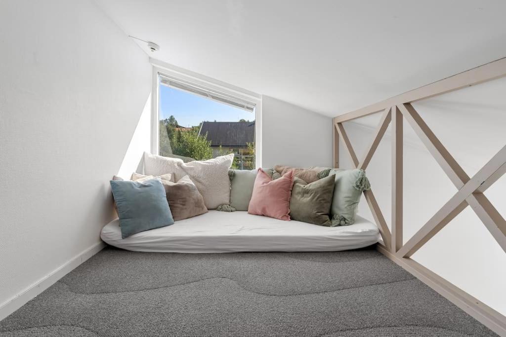 Elegant 4br With Great Views And Location * Tromso