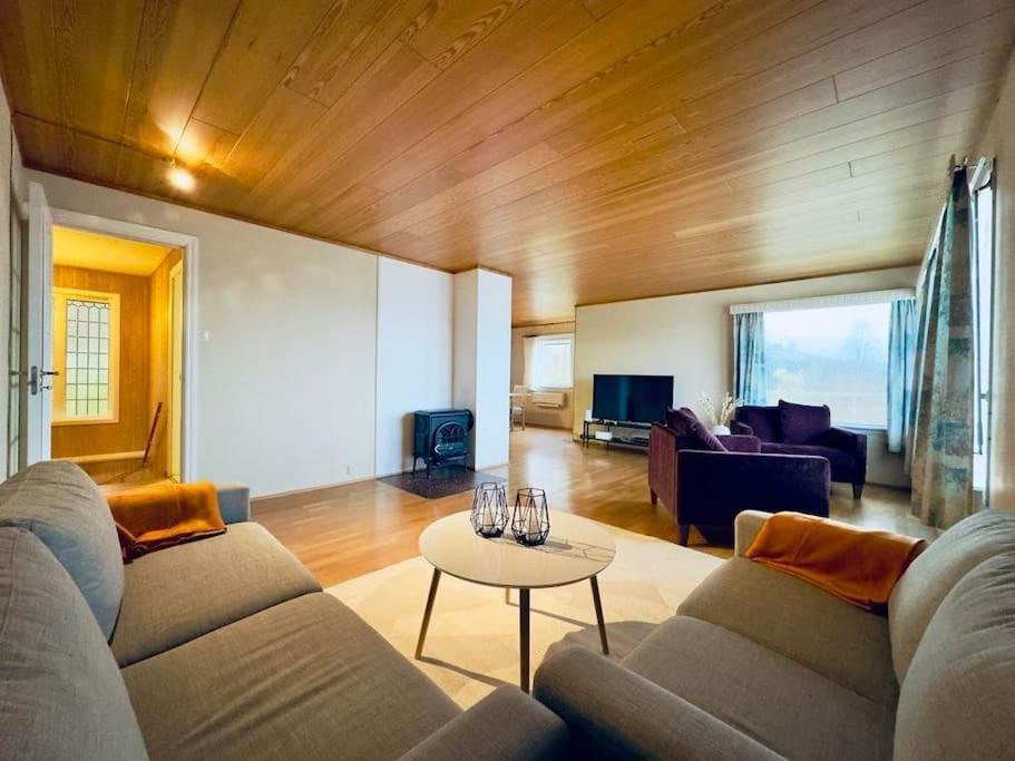 The Yellow House Holiday home *