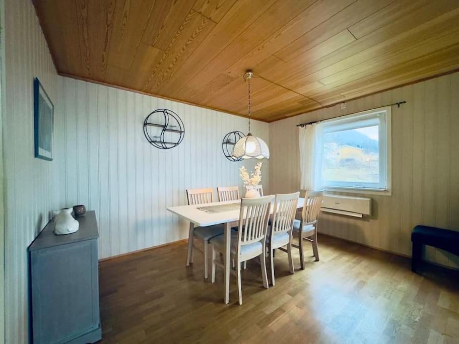 Holiday home The Yellow House Tromso