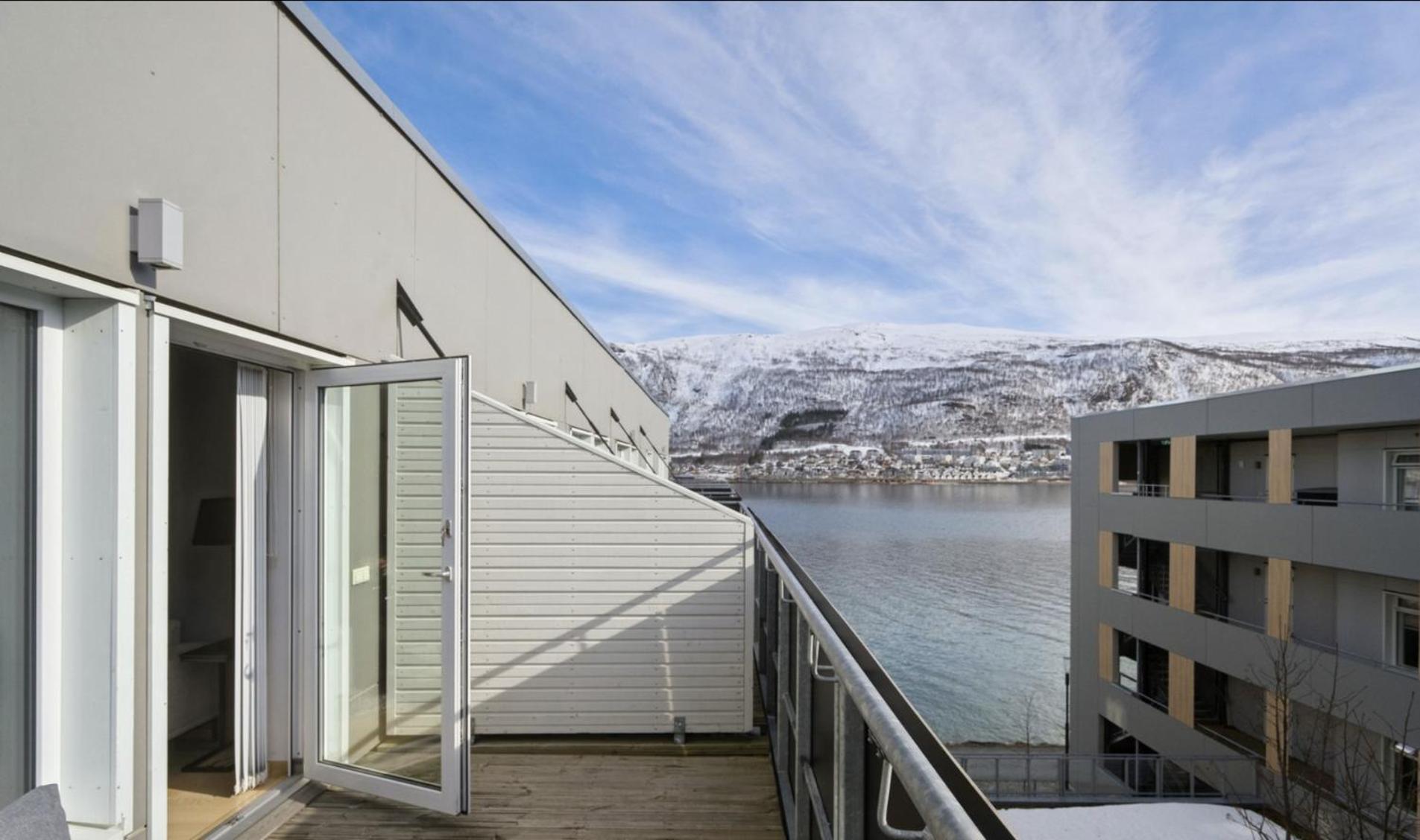 Sentral Toppleilighet Apartment Tromso