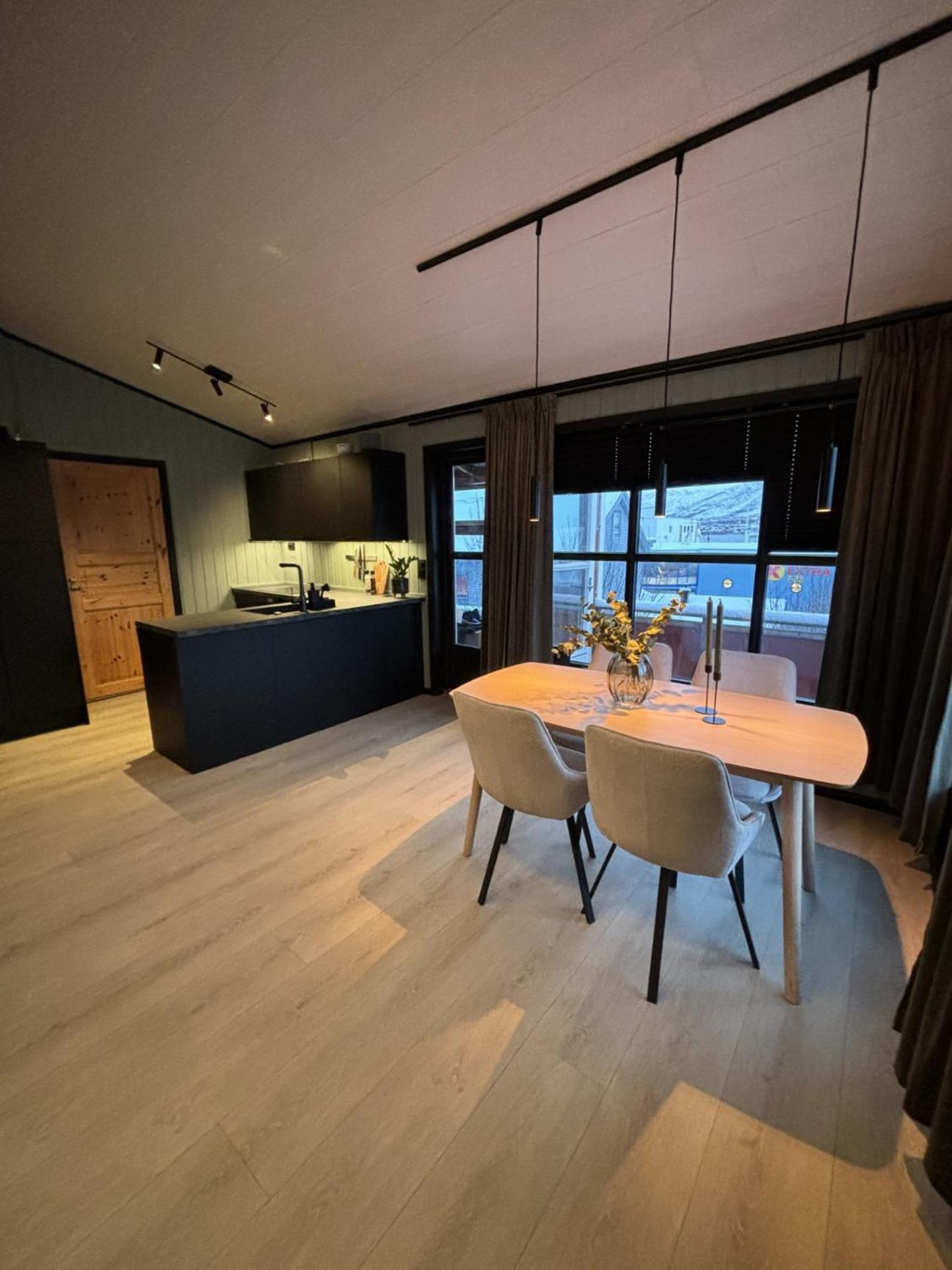 Koselig Sentral Med Gratis Parkering Apartment