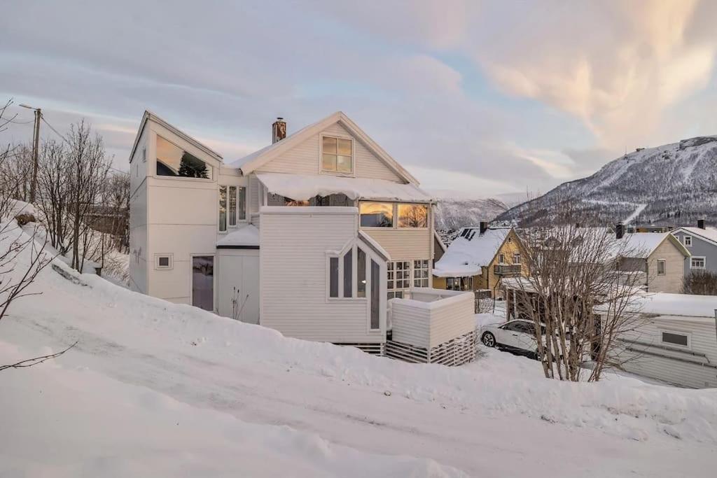 Urban Architectural Retreat Tromso