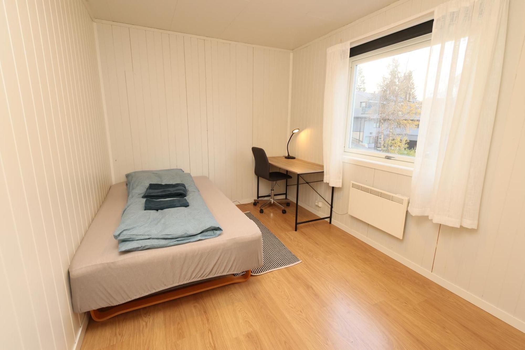 Close To Center, 900 M, 2 Bedroom, 2nd Floor * Tromso