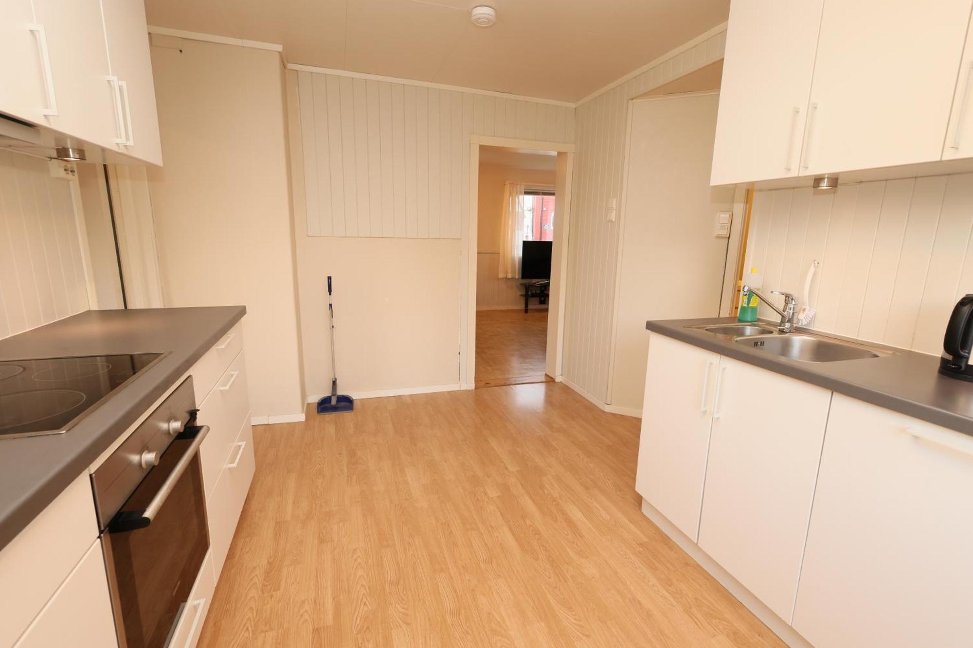 Close To Center, 900 M, 2 Bedroom, 2nd Floor *