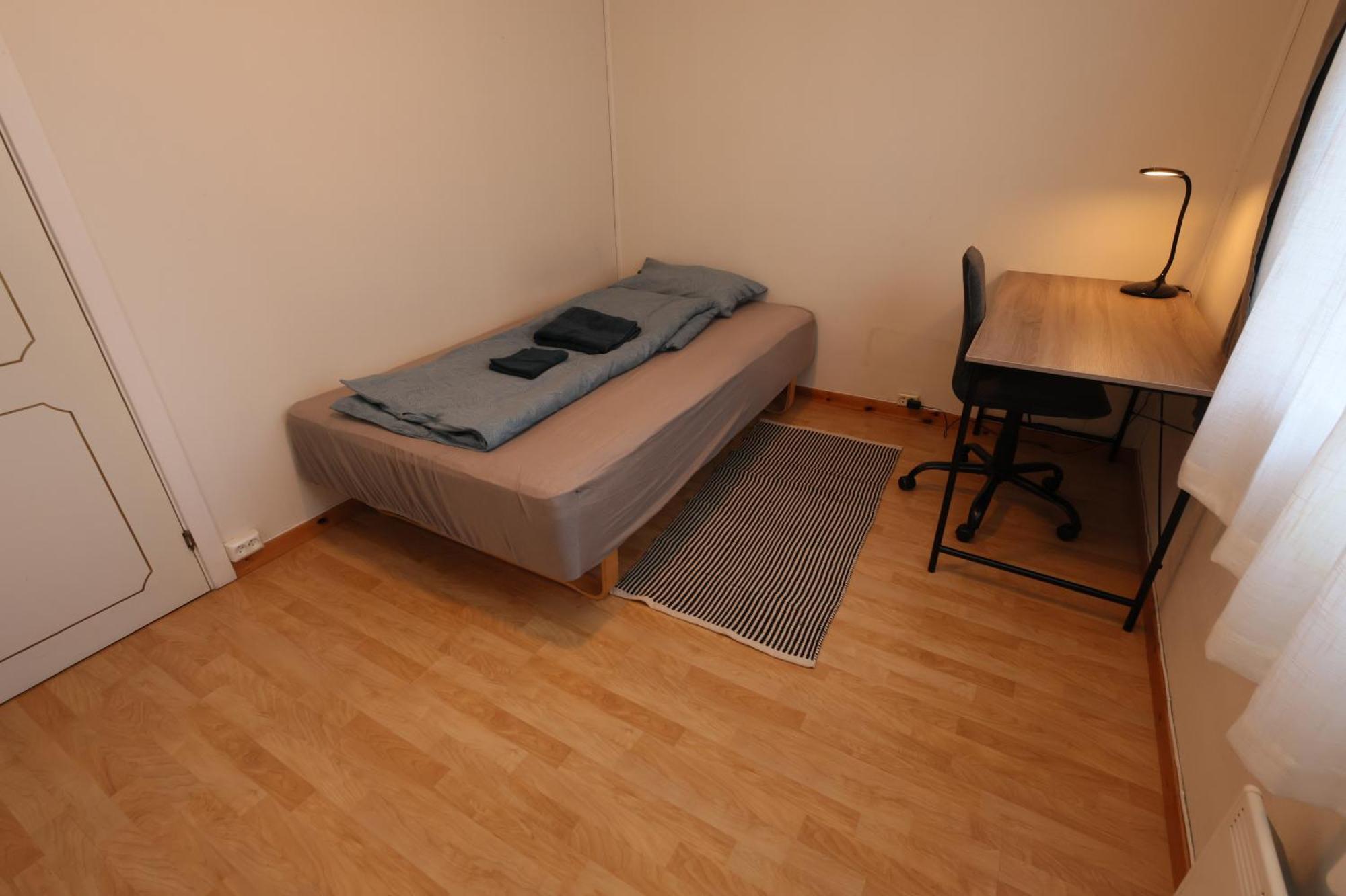 Close To Center, 900 M, 2 Bedrooms, 1st Floor Apartment Tromso