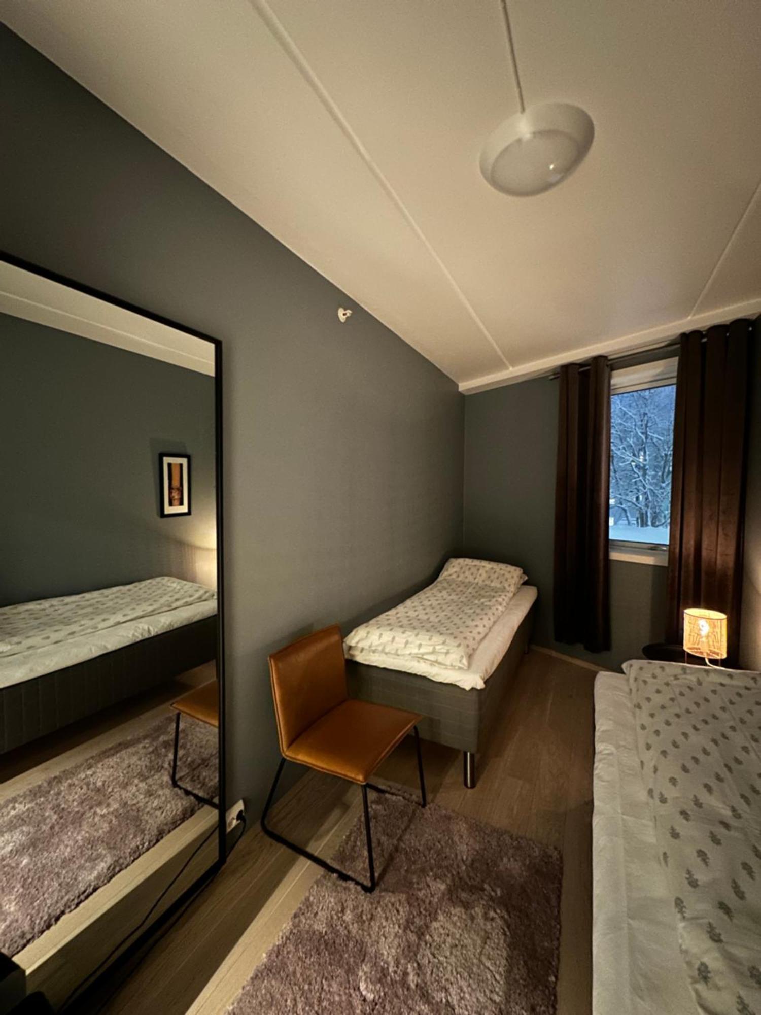 Apartment Koselig Byleilighet Sor I Sentrum Av Tromso. Tromso