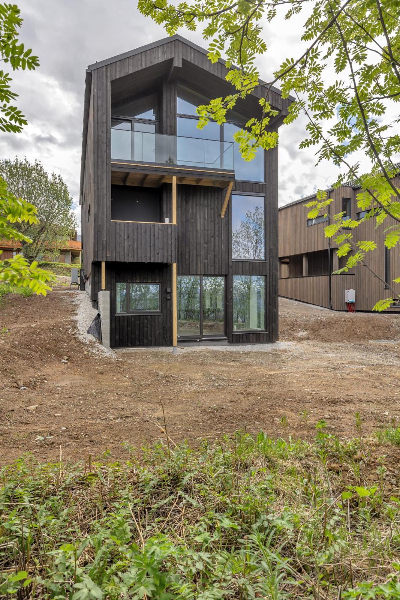 Villa Nansen - New Exclusive Villa, Multiple Units *