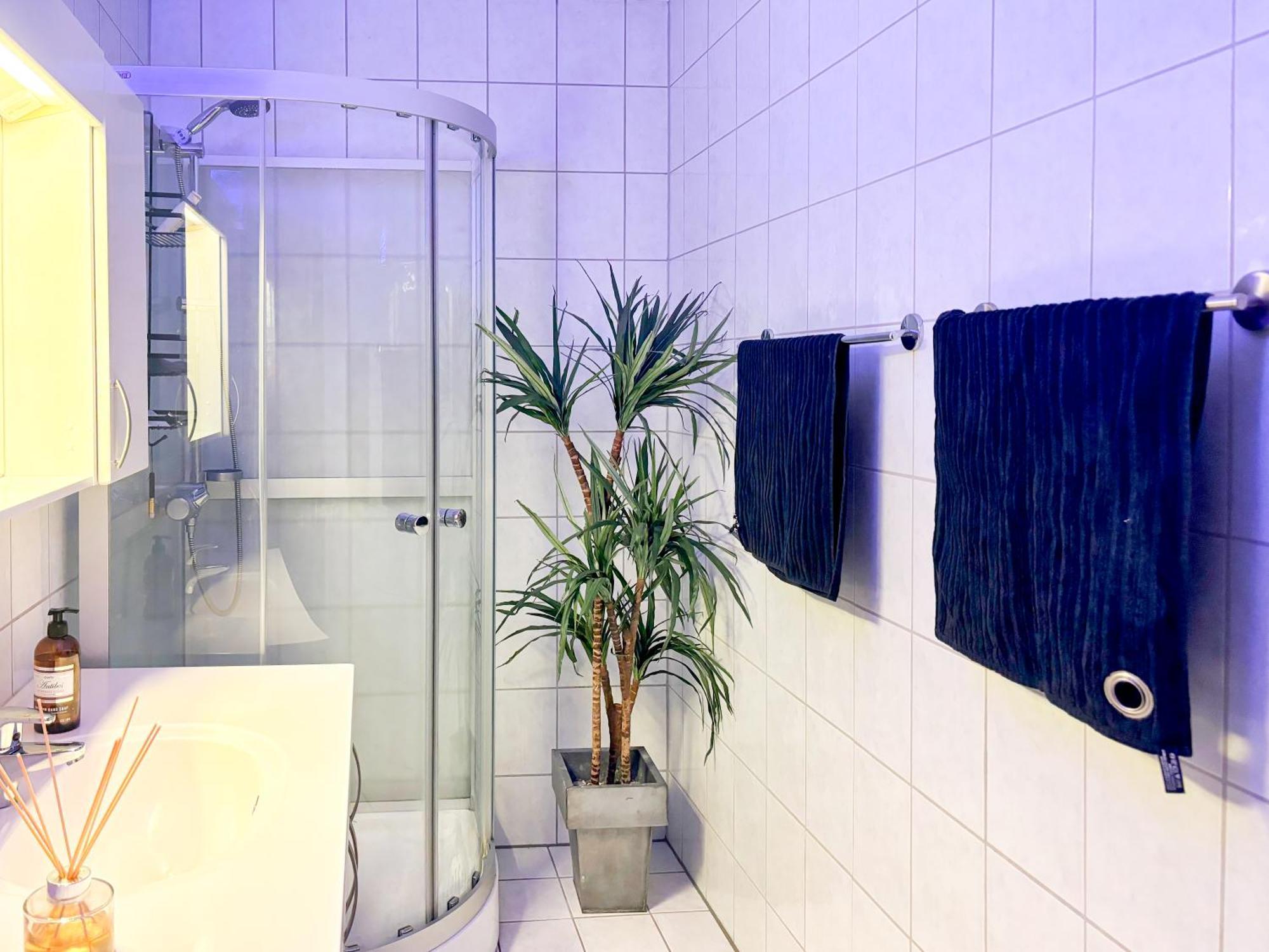 5 Minutes Walk From Sentrum Apartment