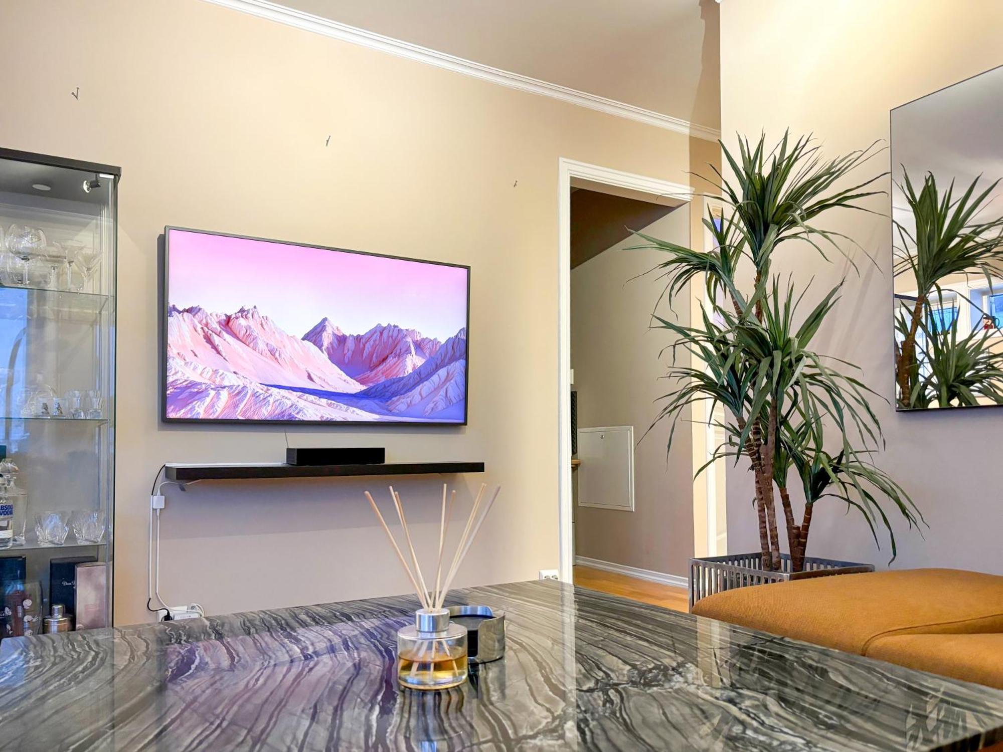 5 Minutes Walk From Sentrum Apartment