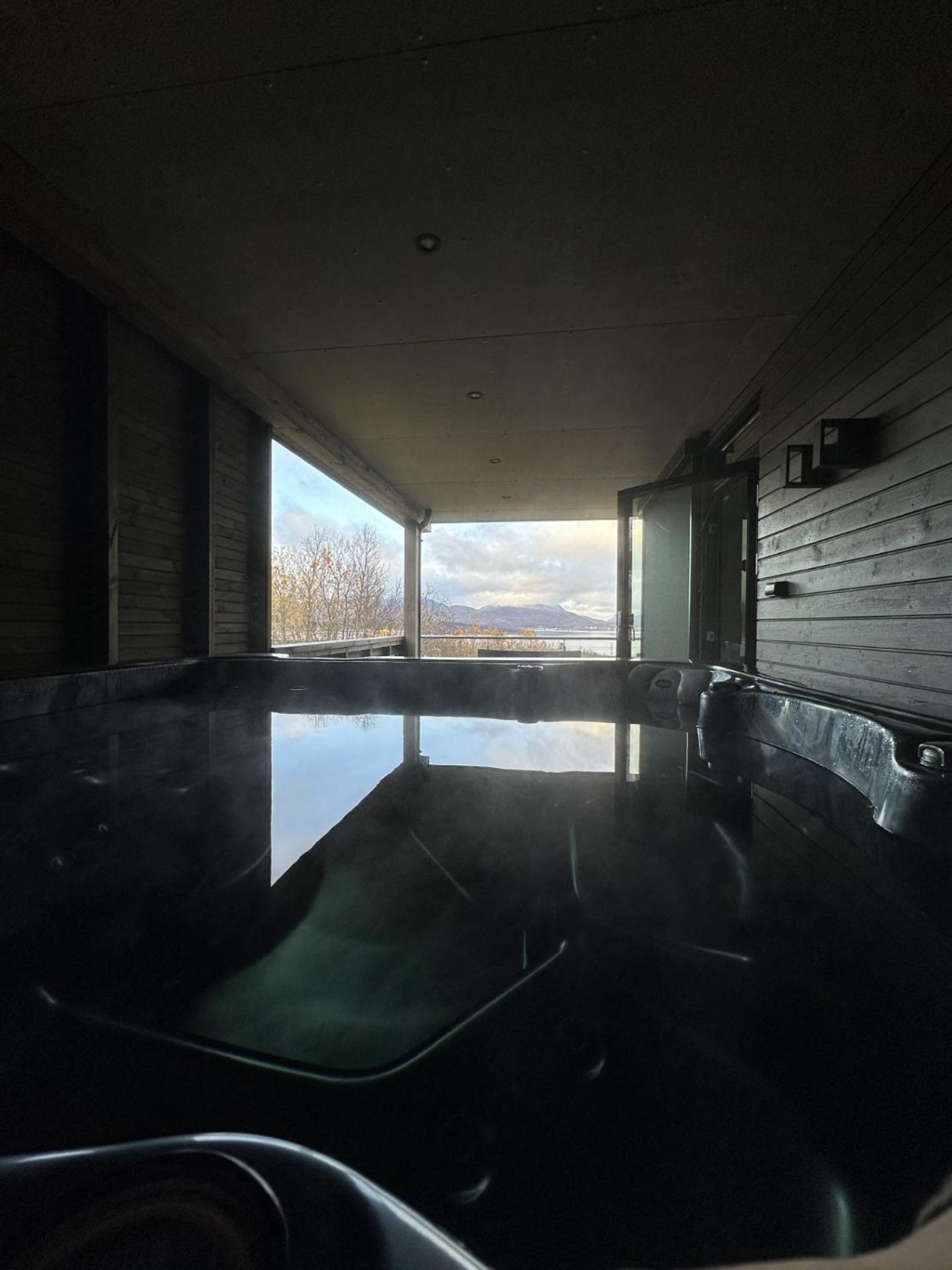 Luxury In With Fantastic Views Villa