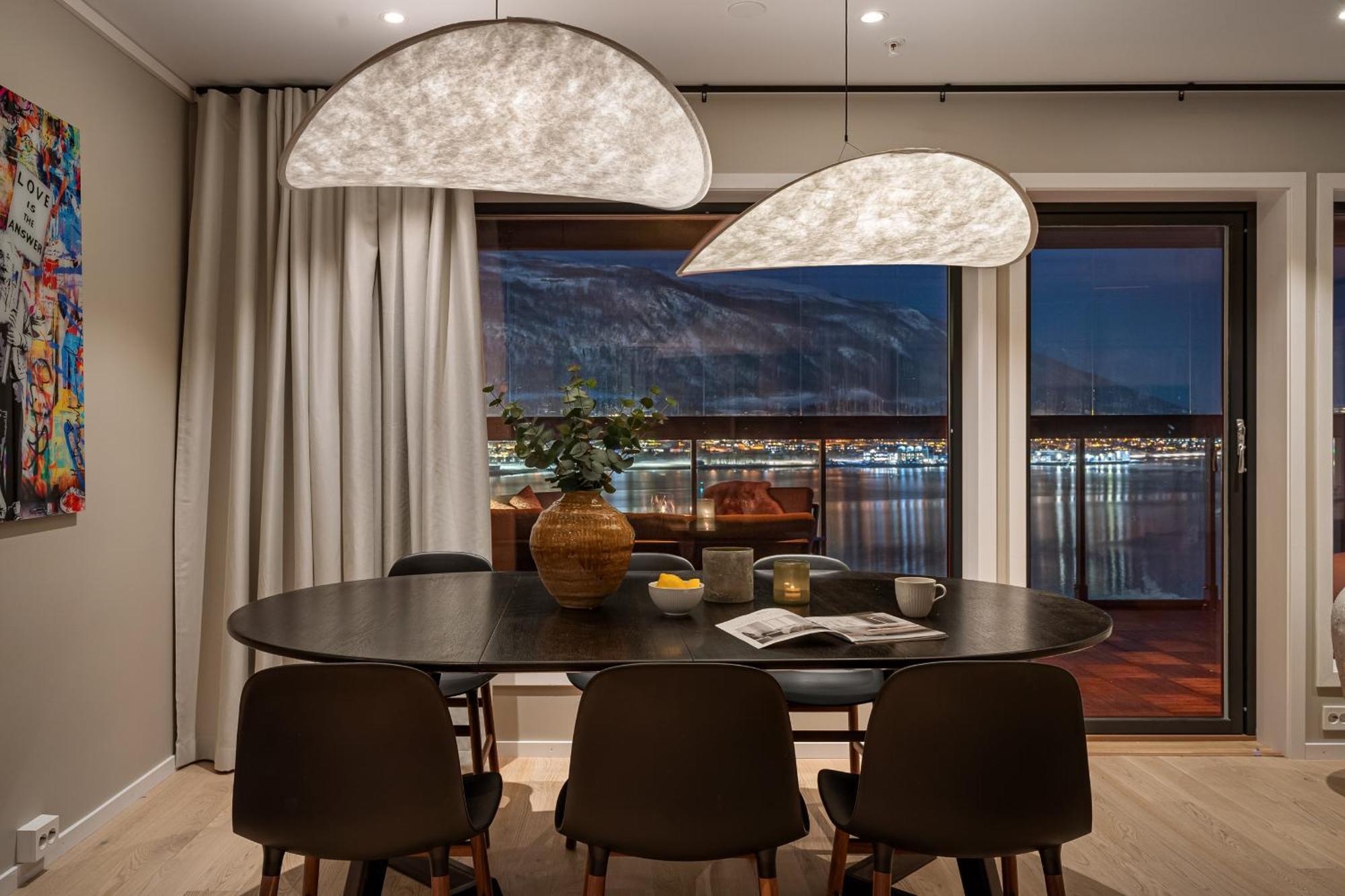 Premium Penthouse Sea & Mountain View Apartment *