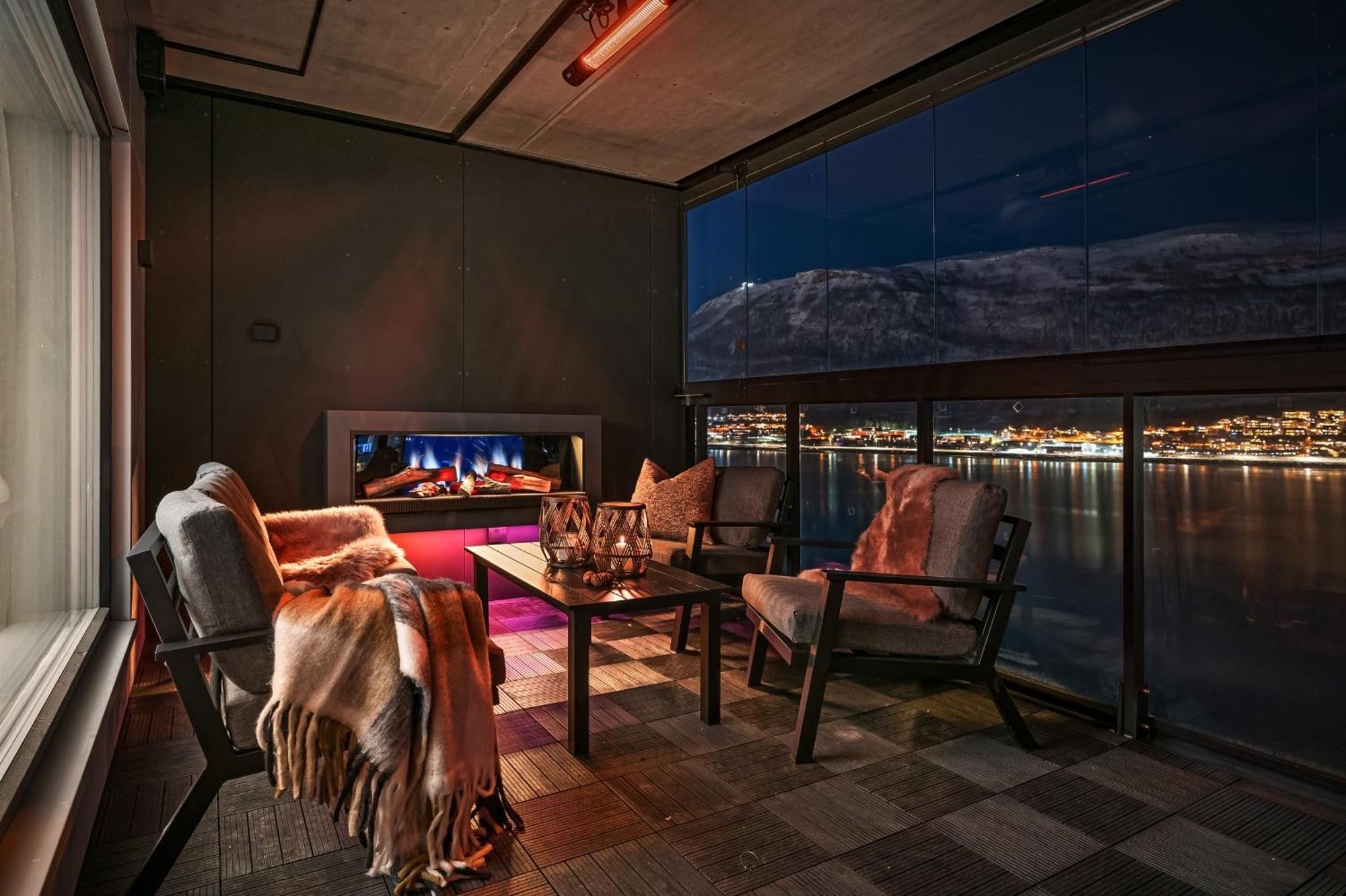 Premium Penthouse Sea & Mountain View *