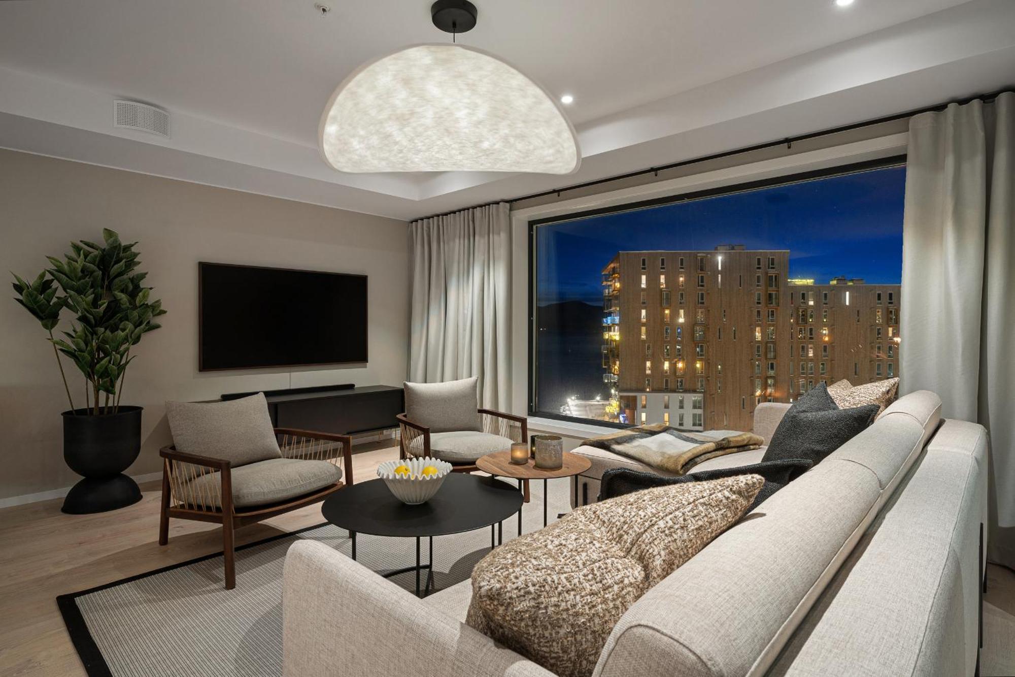 Premium Penthouse Sea & Mountain View Apartment Tromso