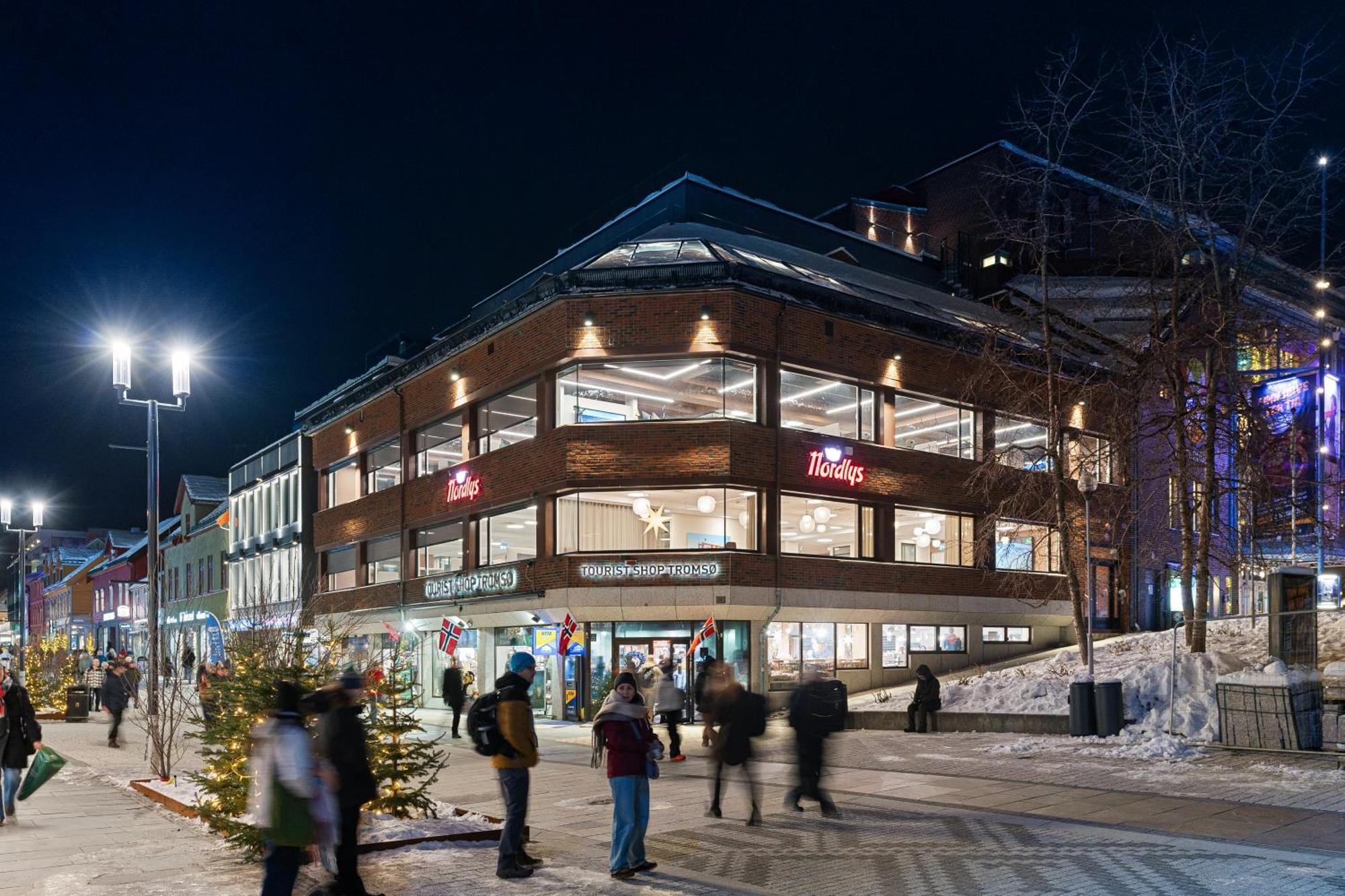 Arctic Homes - The Royal Palace Tromso