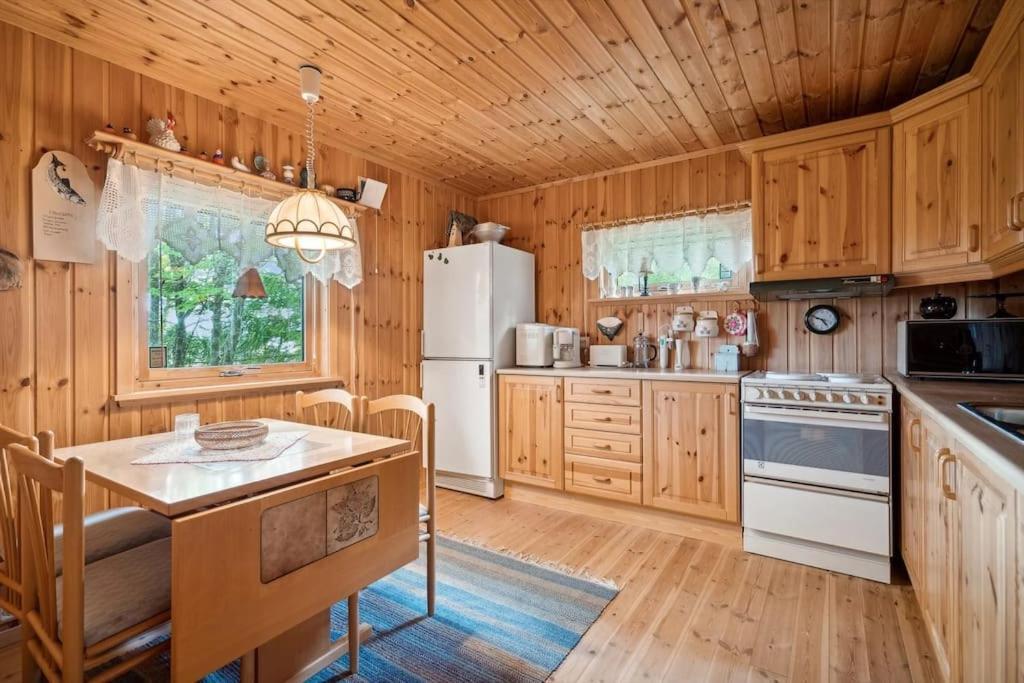 Aurora Haven - With Jacuzzi Ferienhaus *
