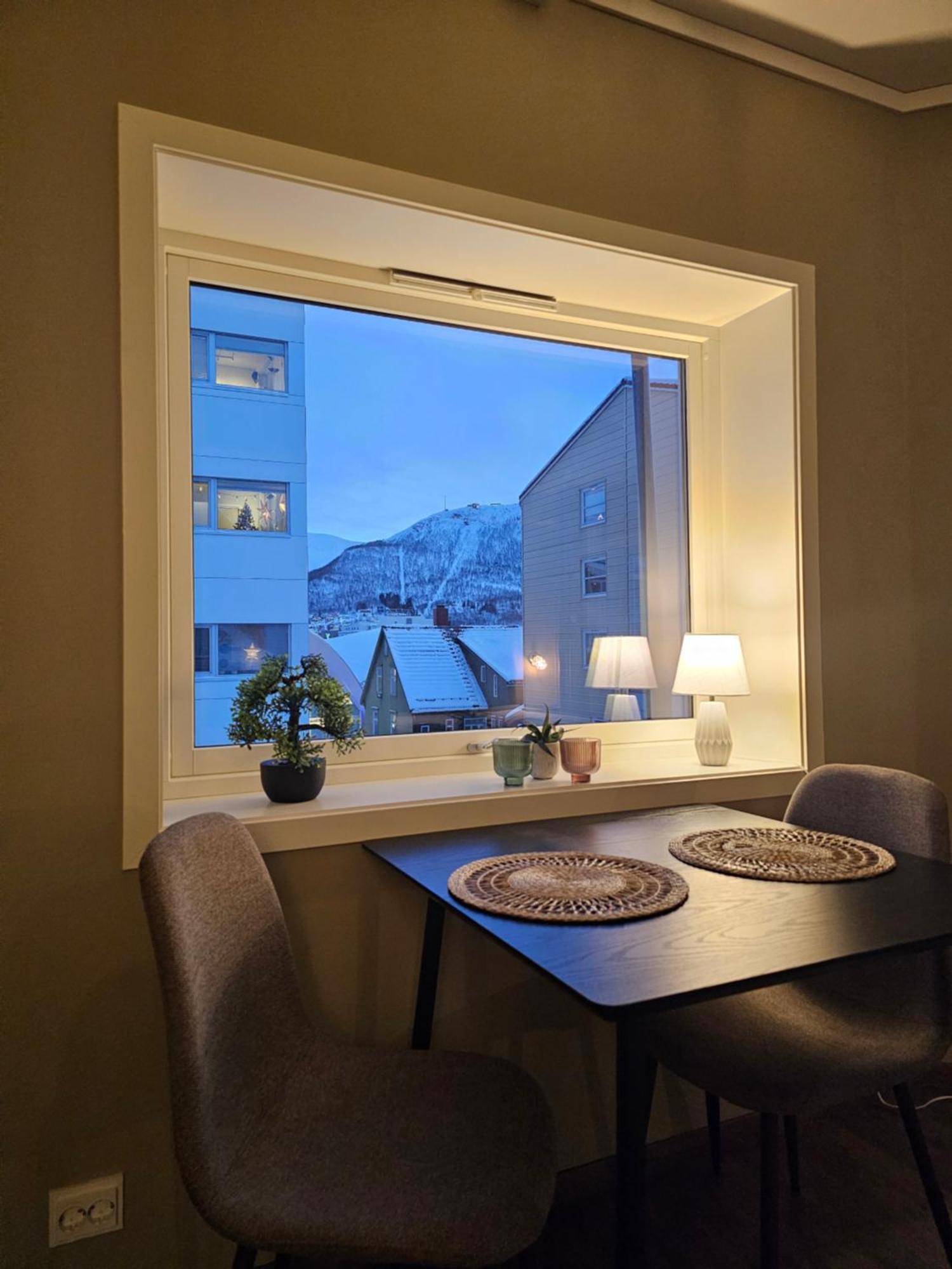 Center Furu With Mountain View! * Tromso