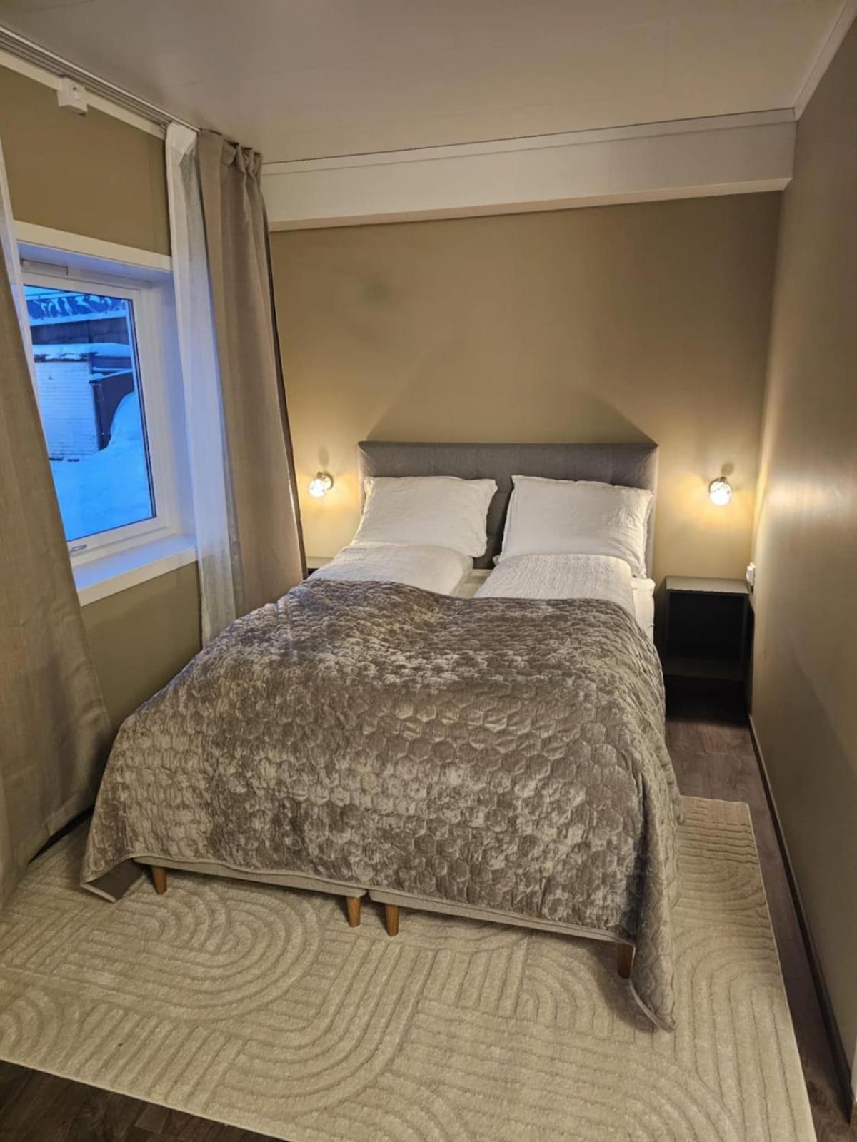 Center Furu With Mountain View! Apartment Tromso