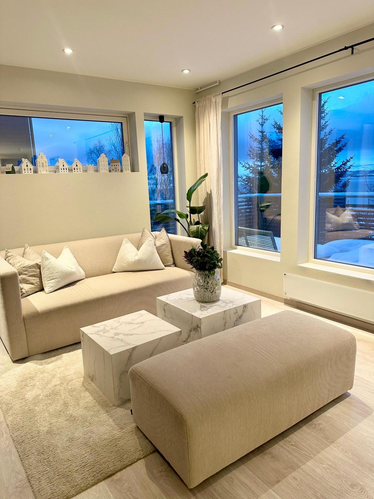 Gorgeous 3 Bedrooms House In Tromsoe With Amazing View Holiday home