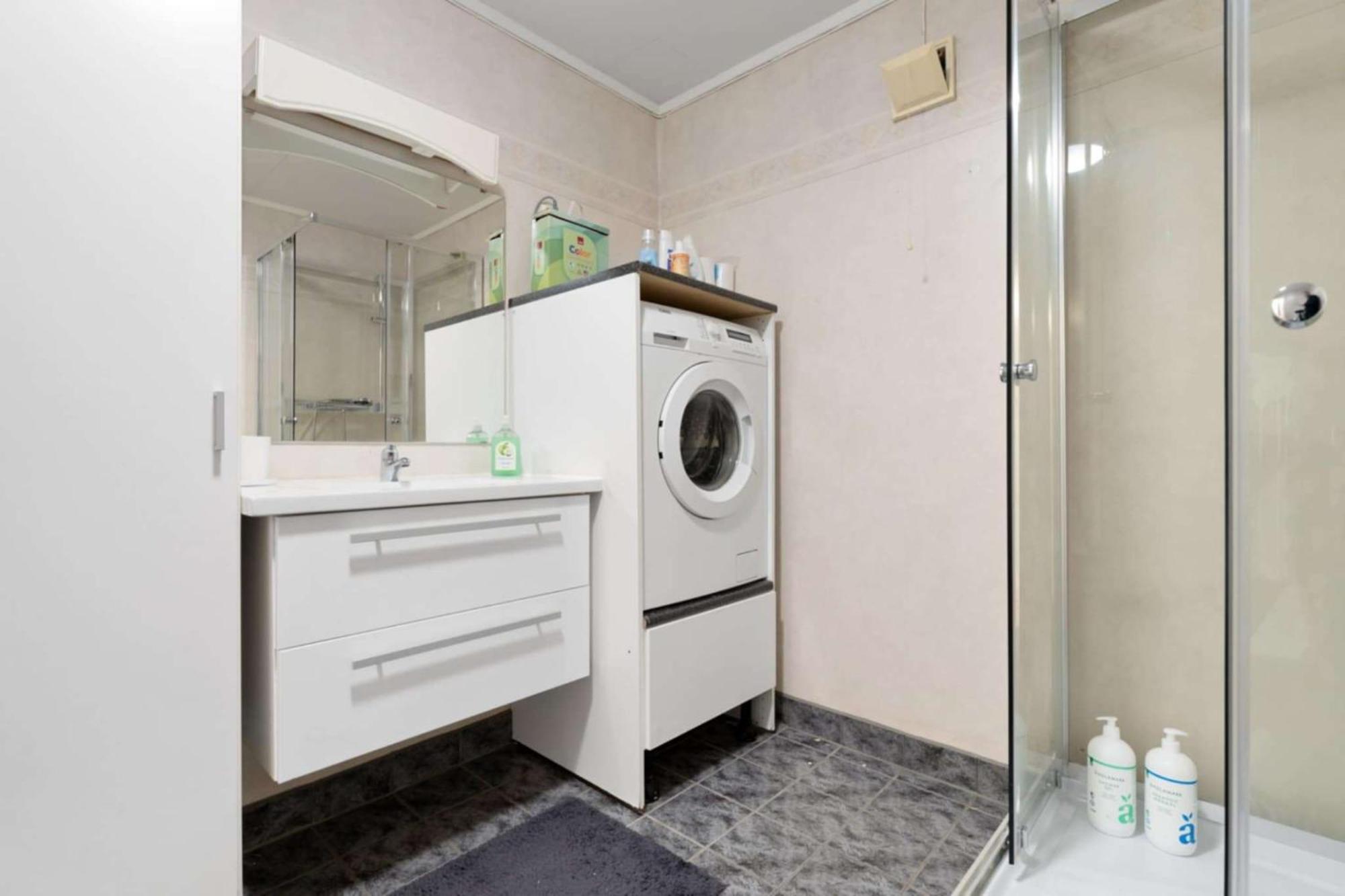 Lovly 3 Bedroom With The View Of Aurora Apartment