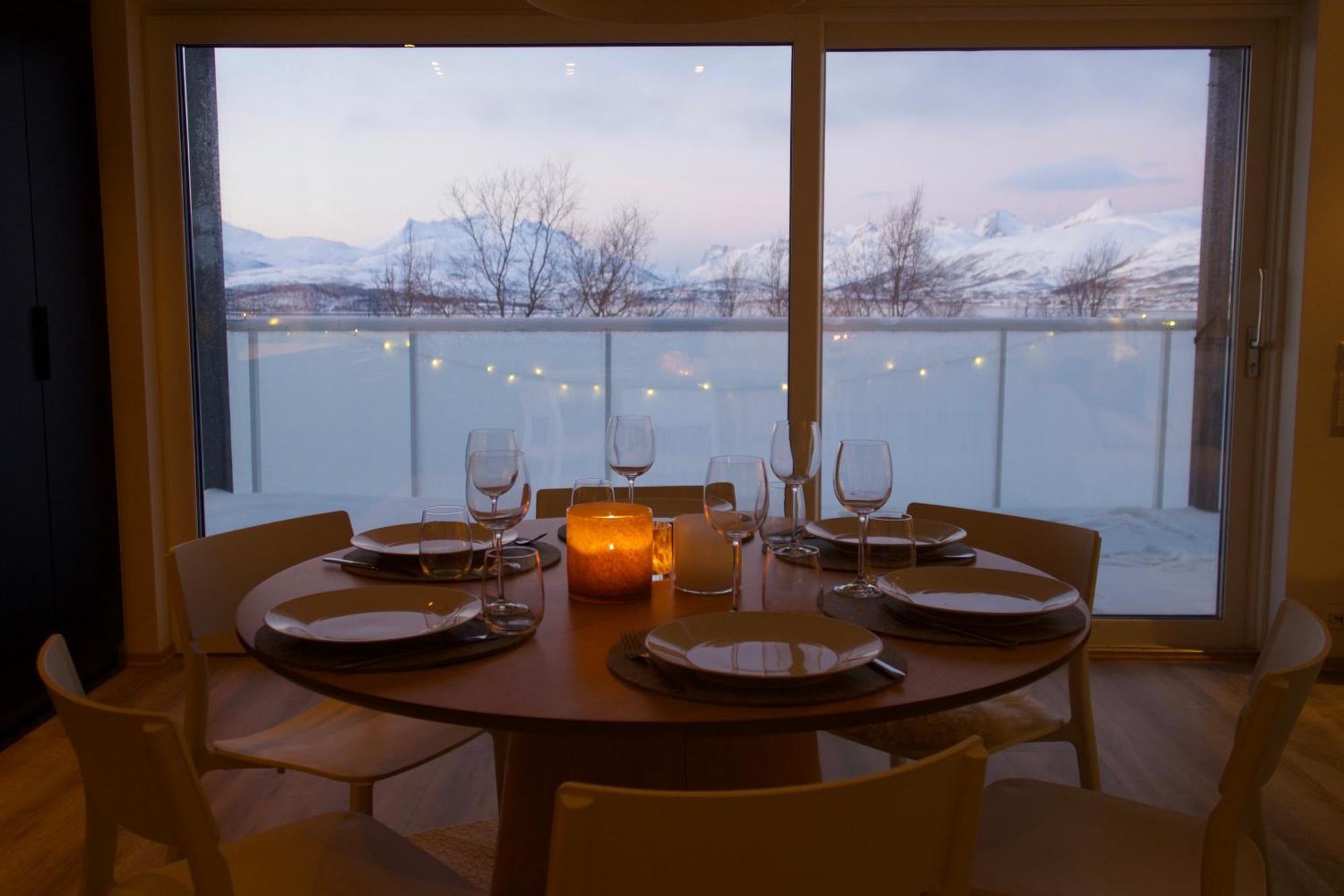 Premium With Beautiful View Apartment *
