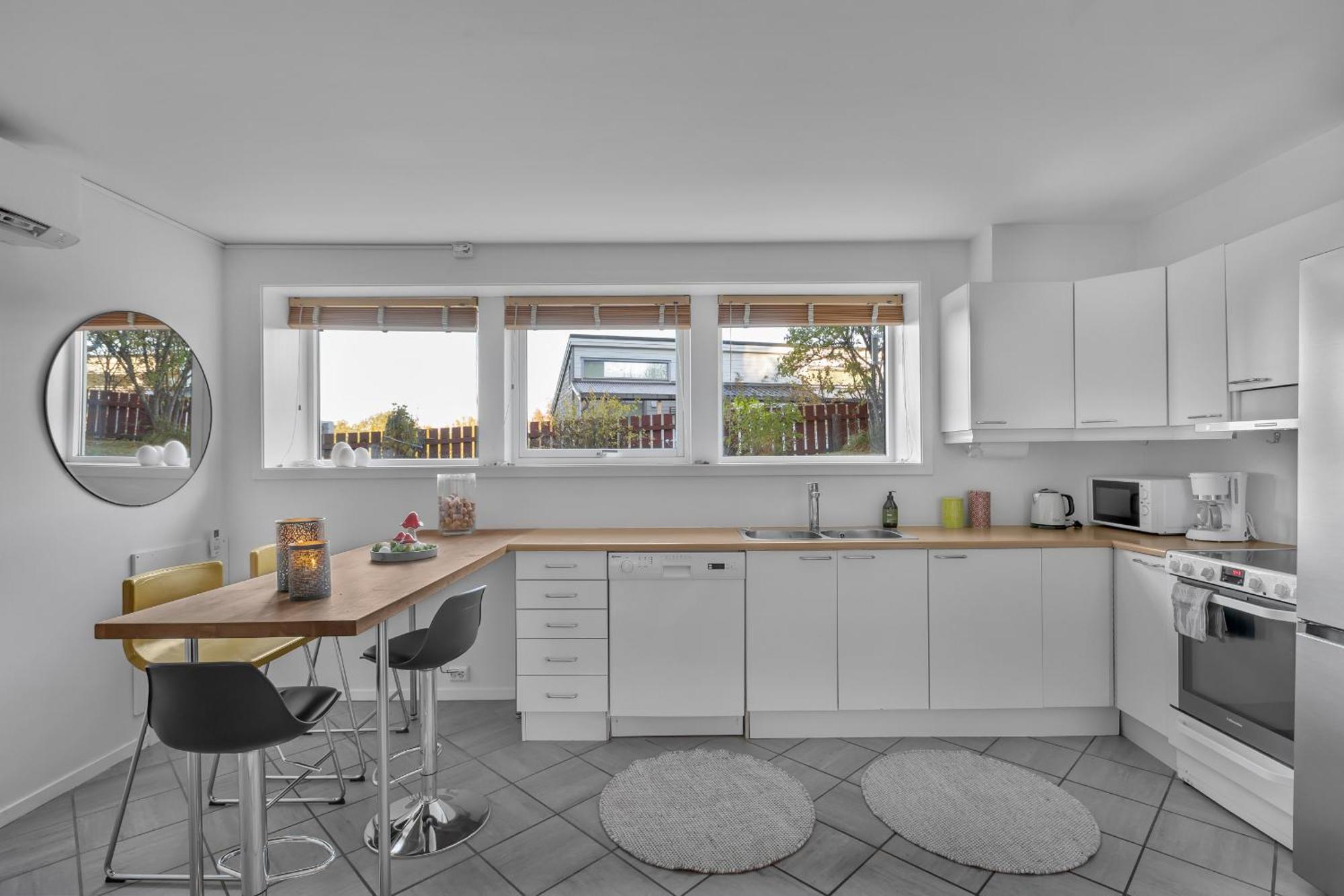 Stormly - Modern 1bed With Sofabed In Quiet Area Tromsø