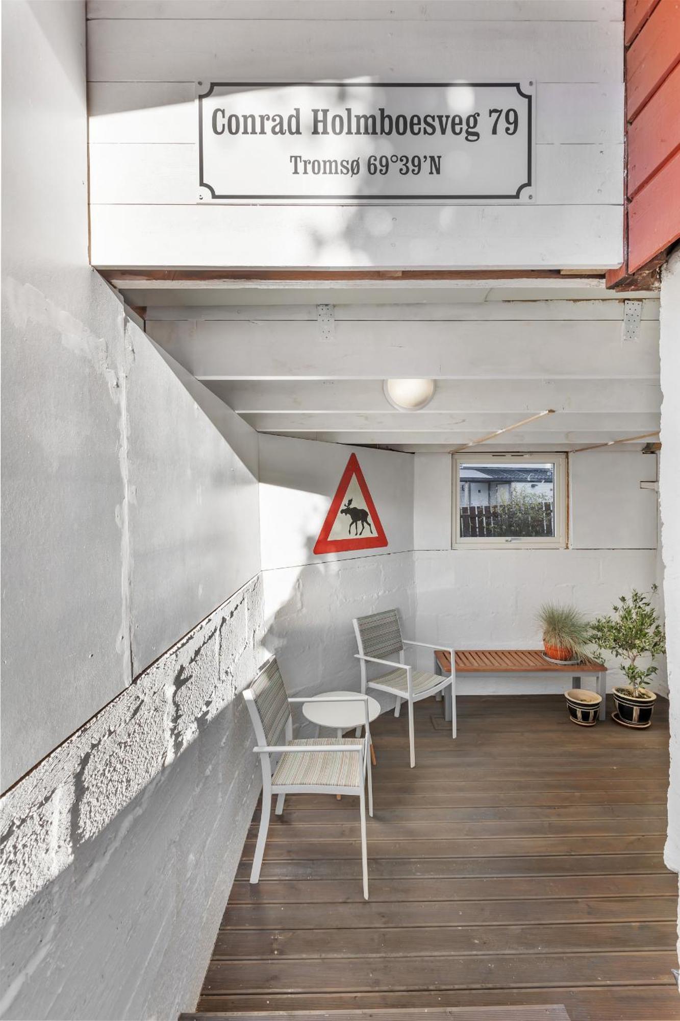 Apartment Stormly - Modern 1bed With Sofabed In Quiet Area