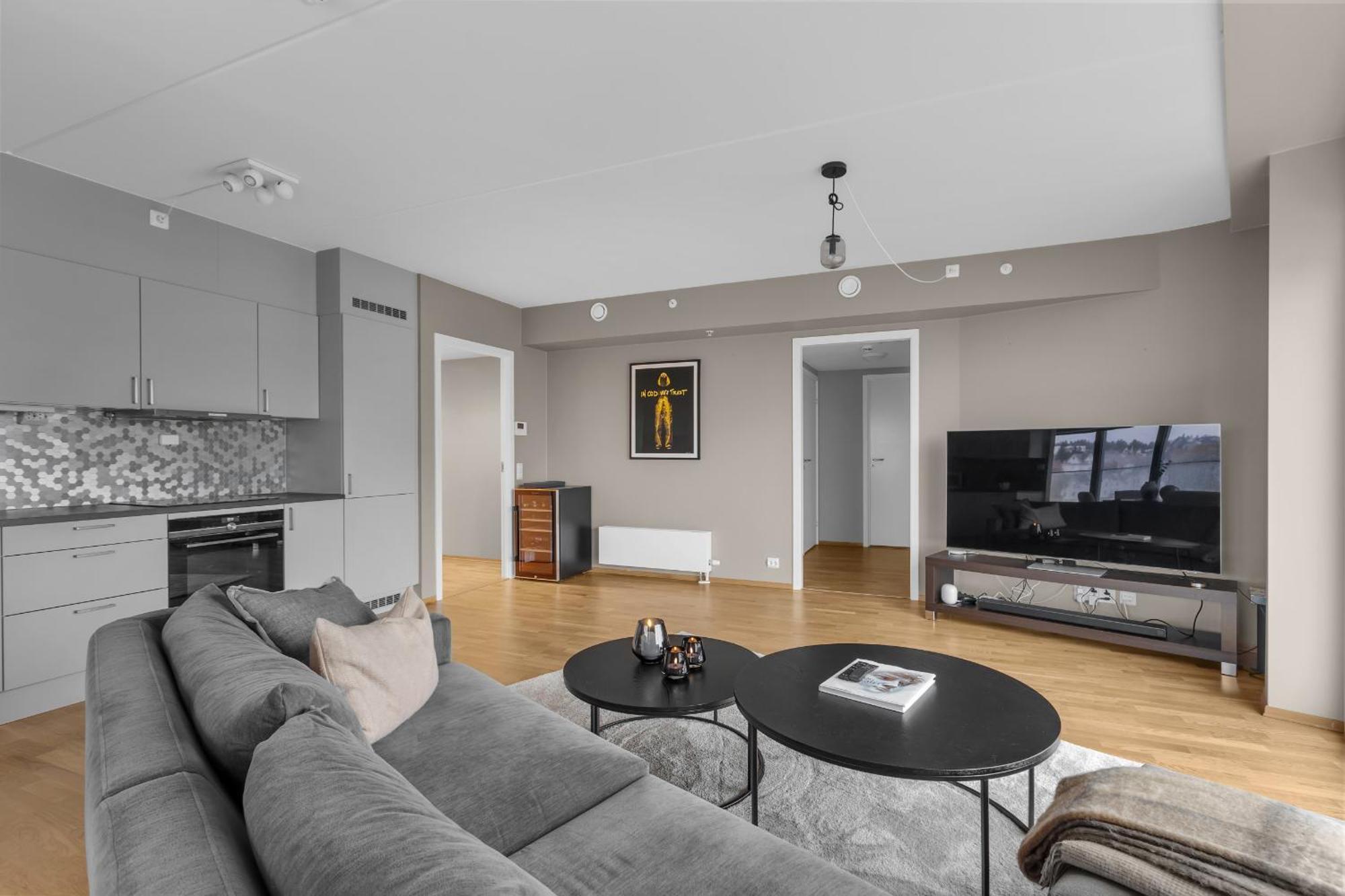 The View - Center With Spectacular Views